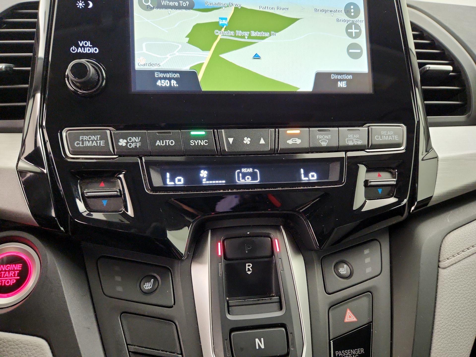 Thumbnail: 2018 Honda Odyssey - 17