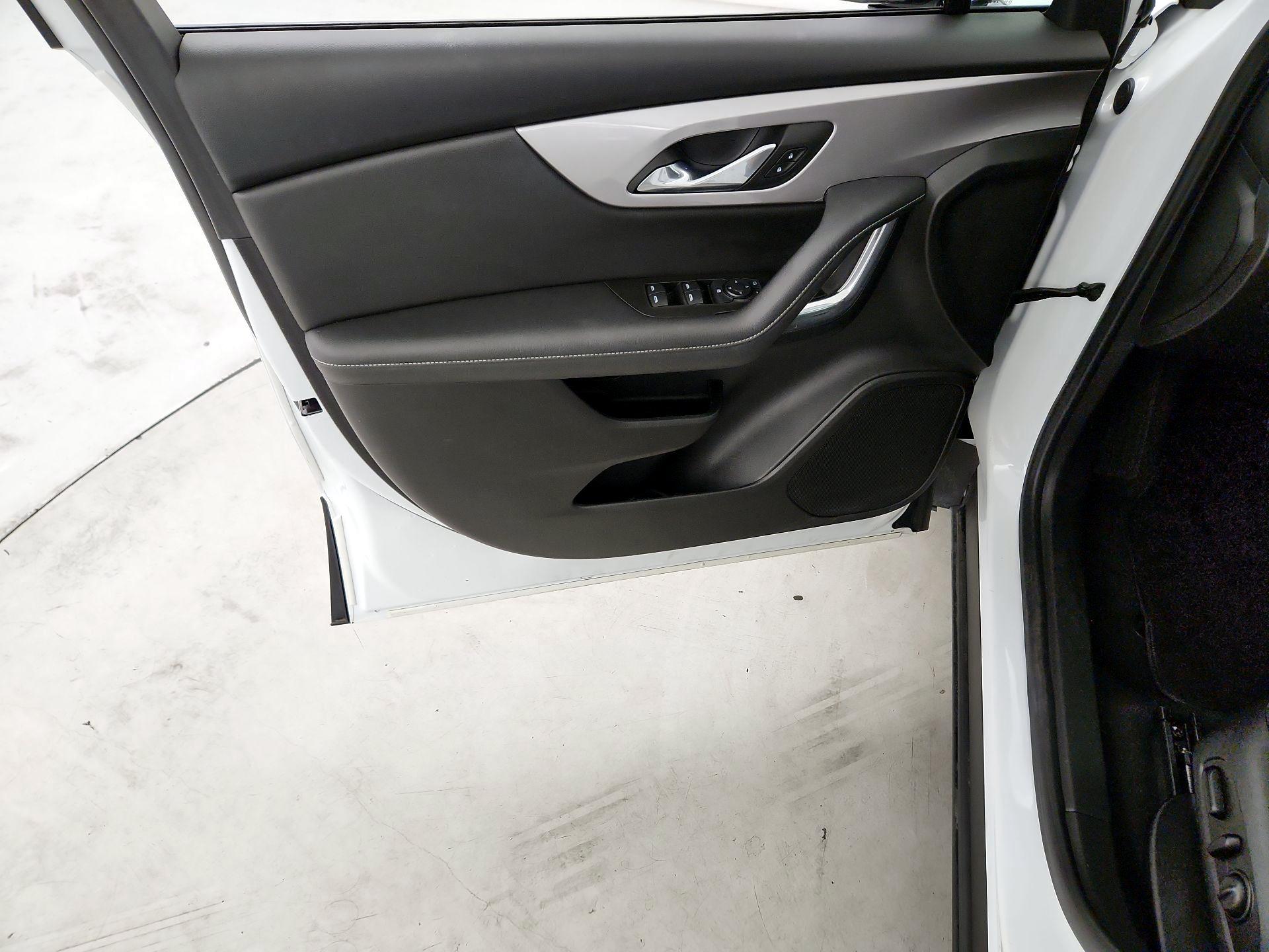 Thumbnail: 2023 Chevrolet Blazer - 12
