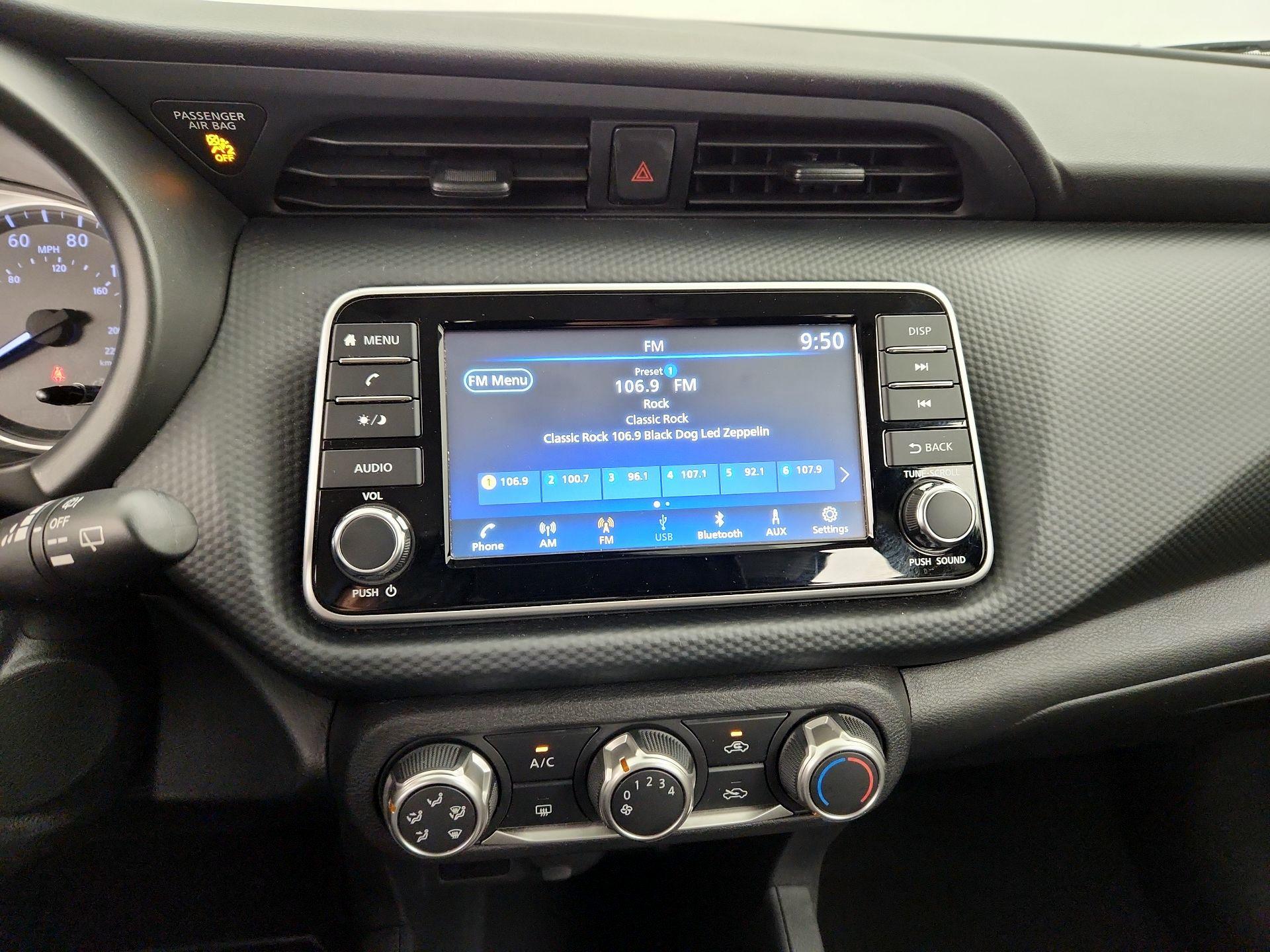 Thumbnail: 2021 Nissan Kicks - 15