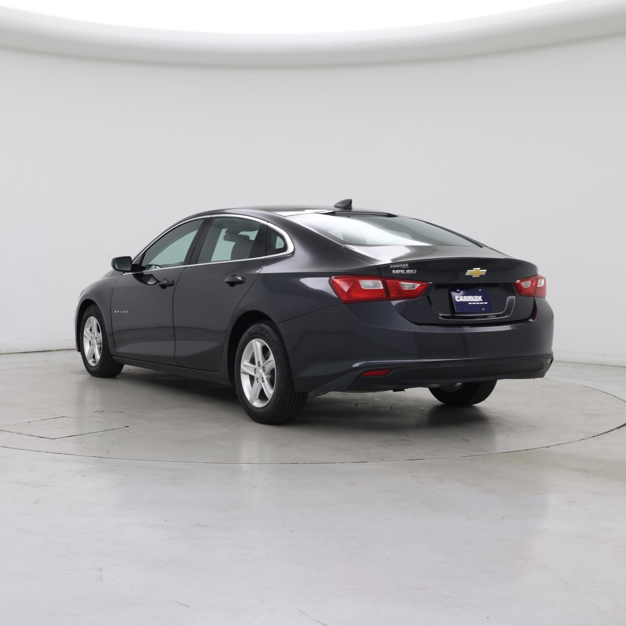 Thumbnail: 2022 Chevrolet Malibu - 2