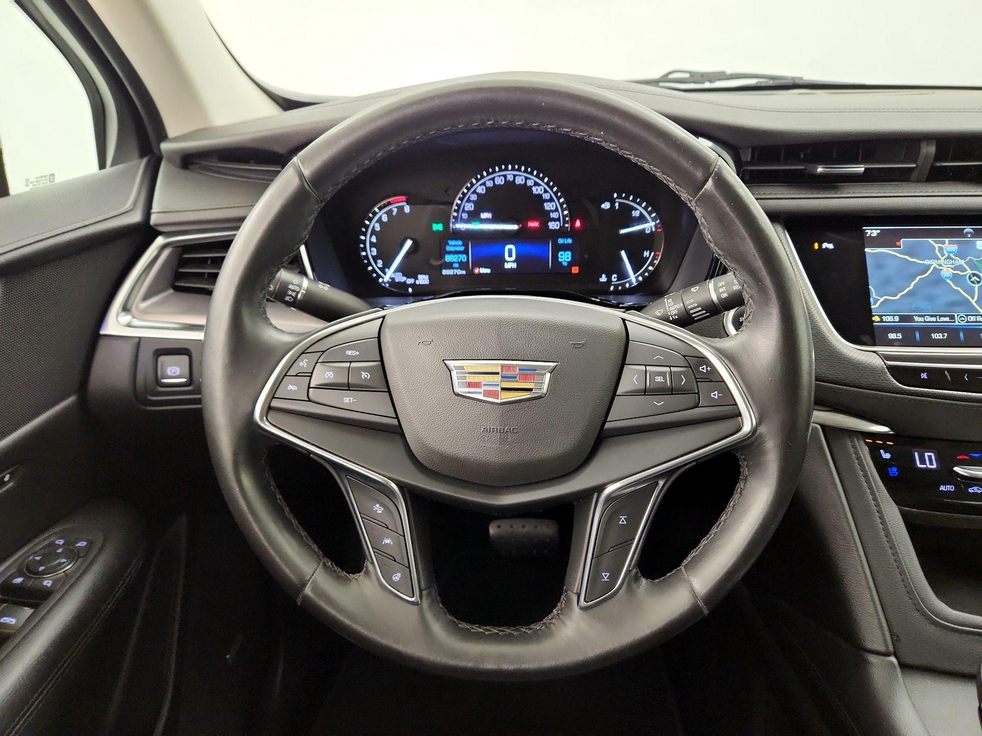 Thumbnail: 2019 Cadillac XT5 - 10