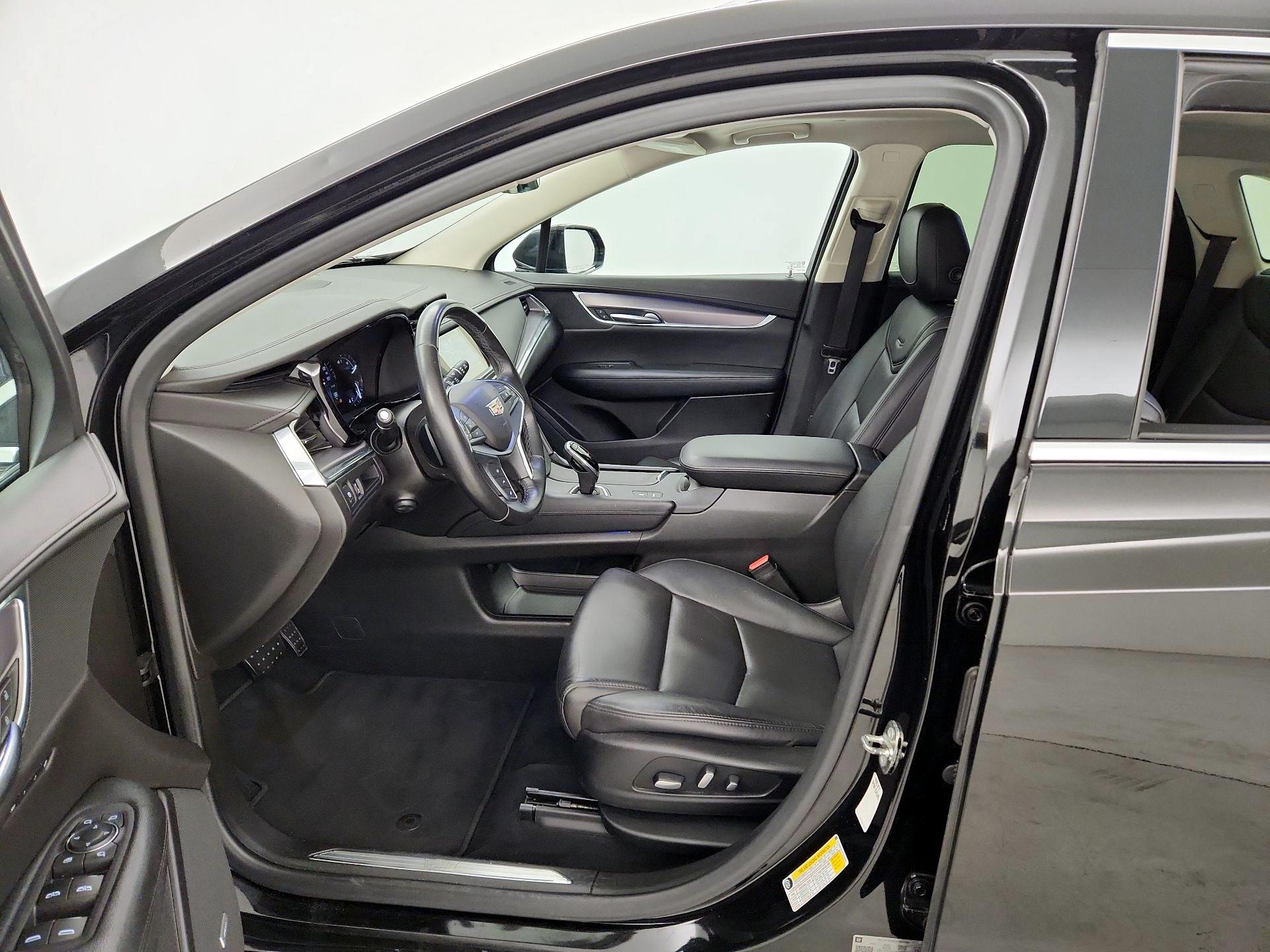Thumbnail: 2019 Cadillac XT5 - 11