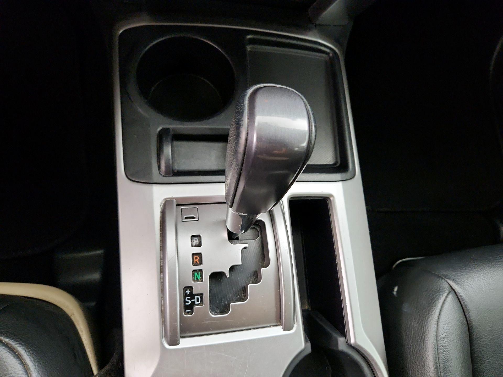 Thumbnail: 2016 Toyota 4Runner - 17