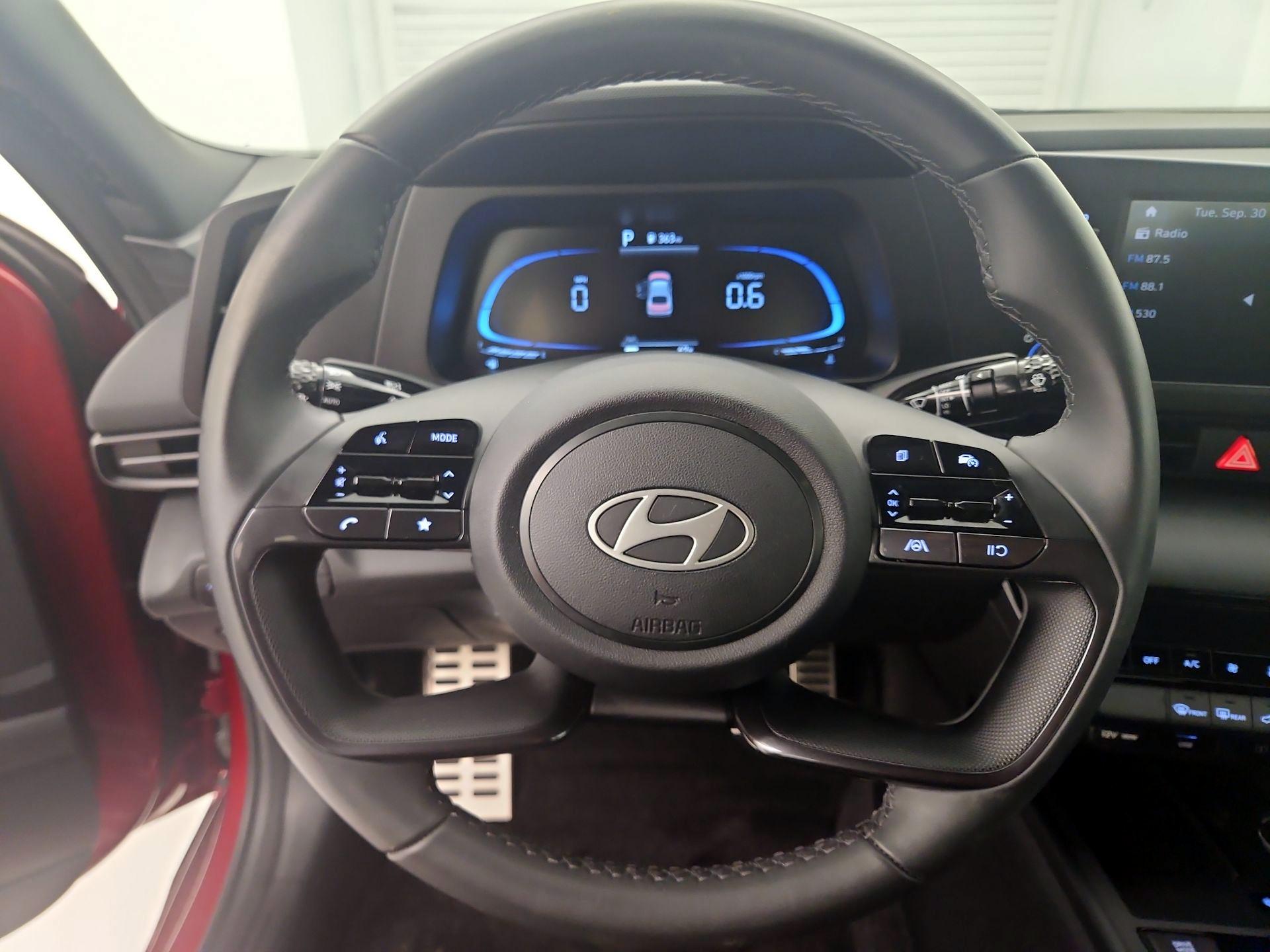 Thumbnail: 2025 Hyundai Elantra - 10