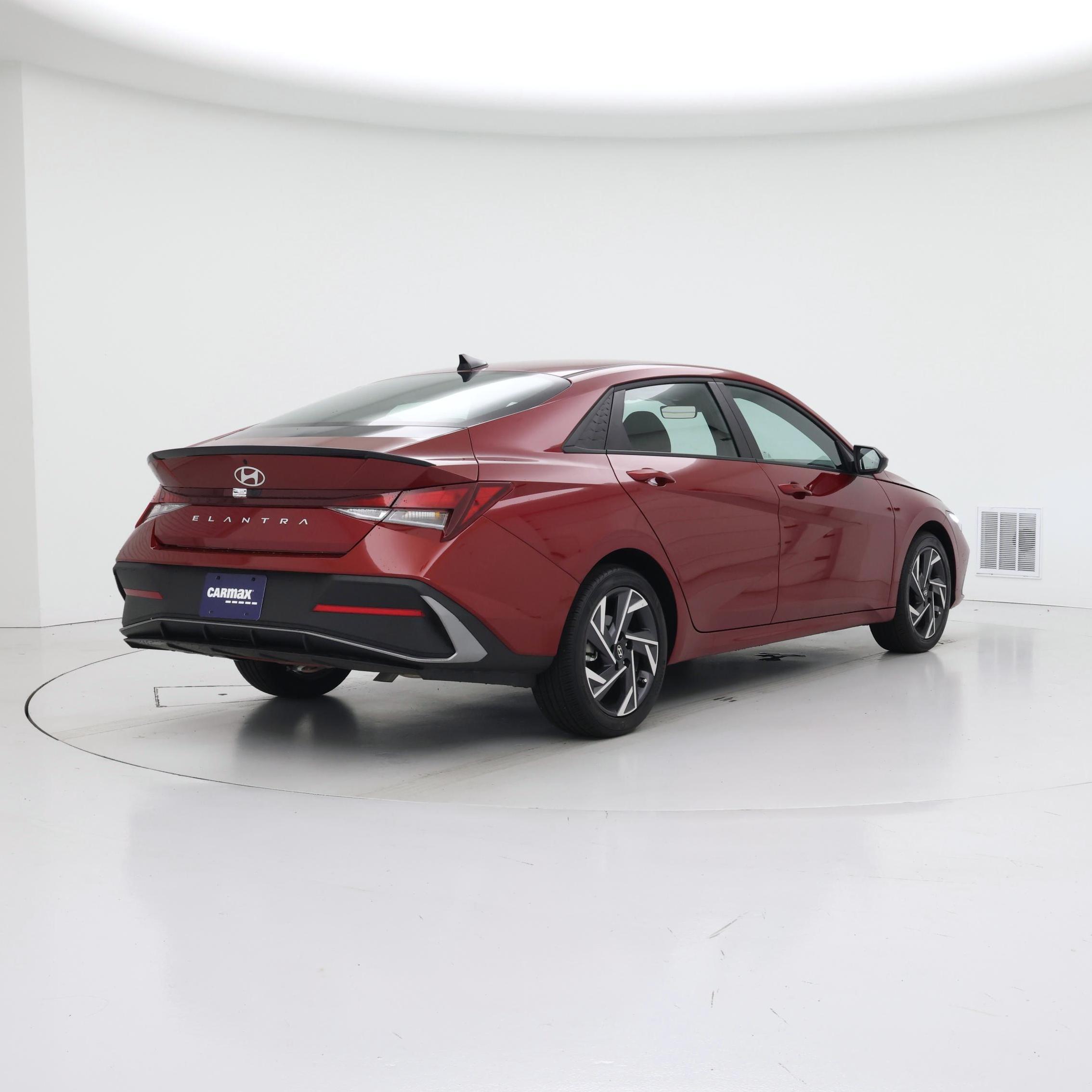 Thumbnail: 2025 Hyundai Elantra - 8