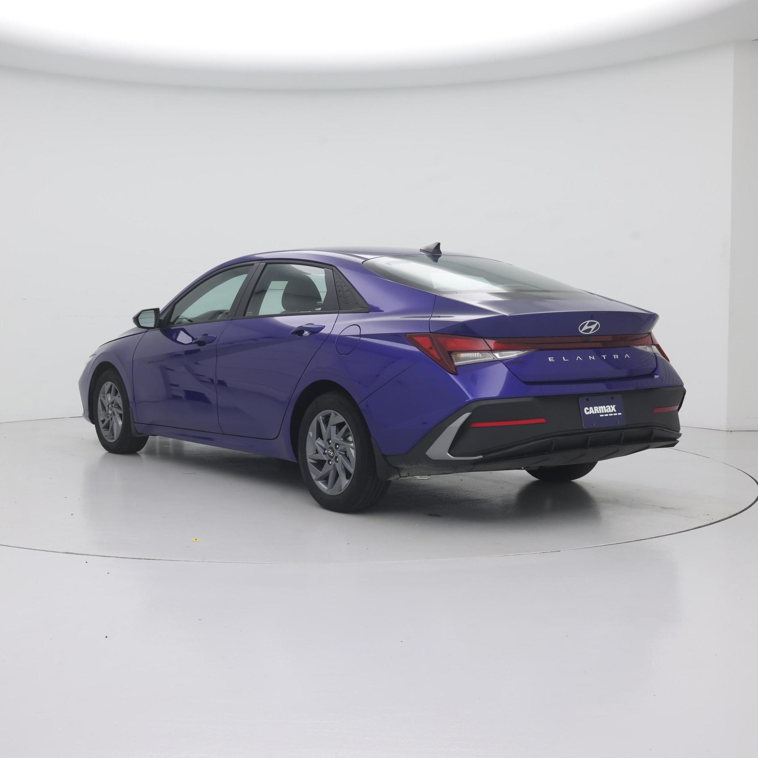 Thumbnail: 2024 Hyundai Elantra - 2