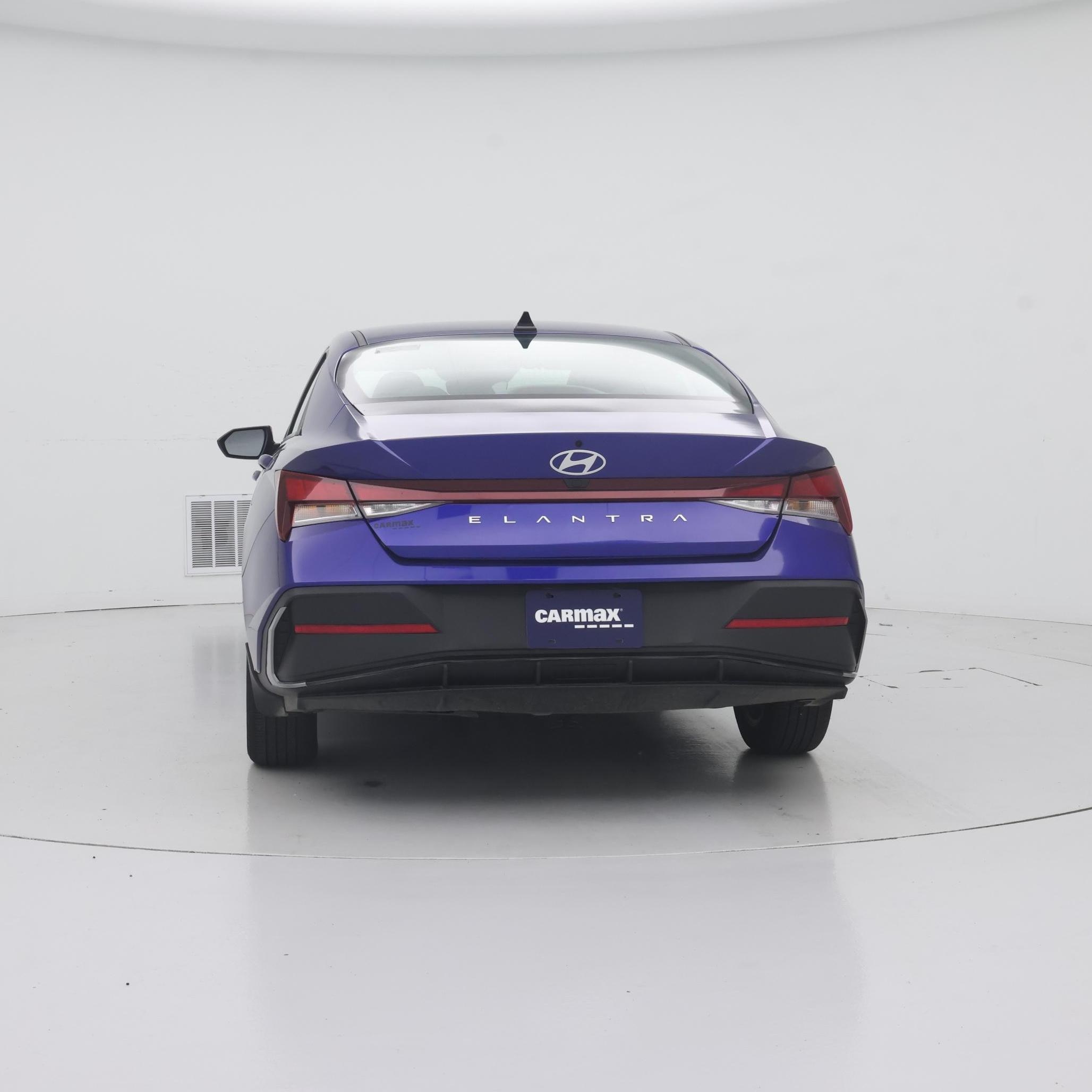 Thumbnail: 2024 Hyundai Elantra - 6