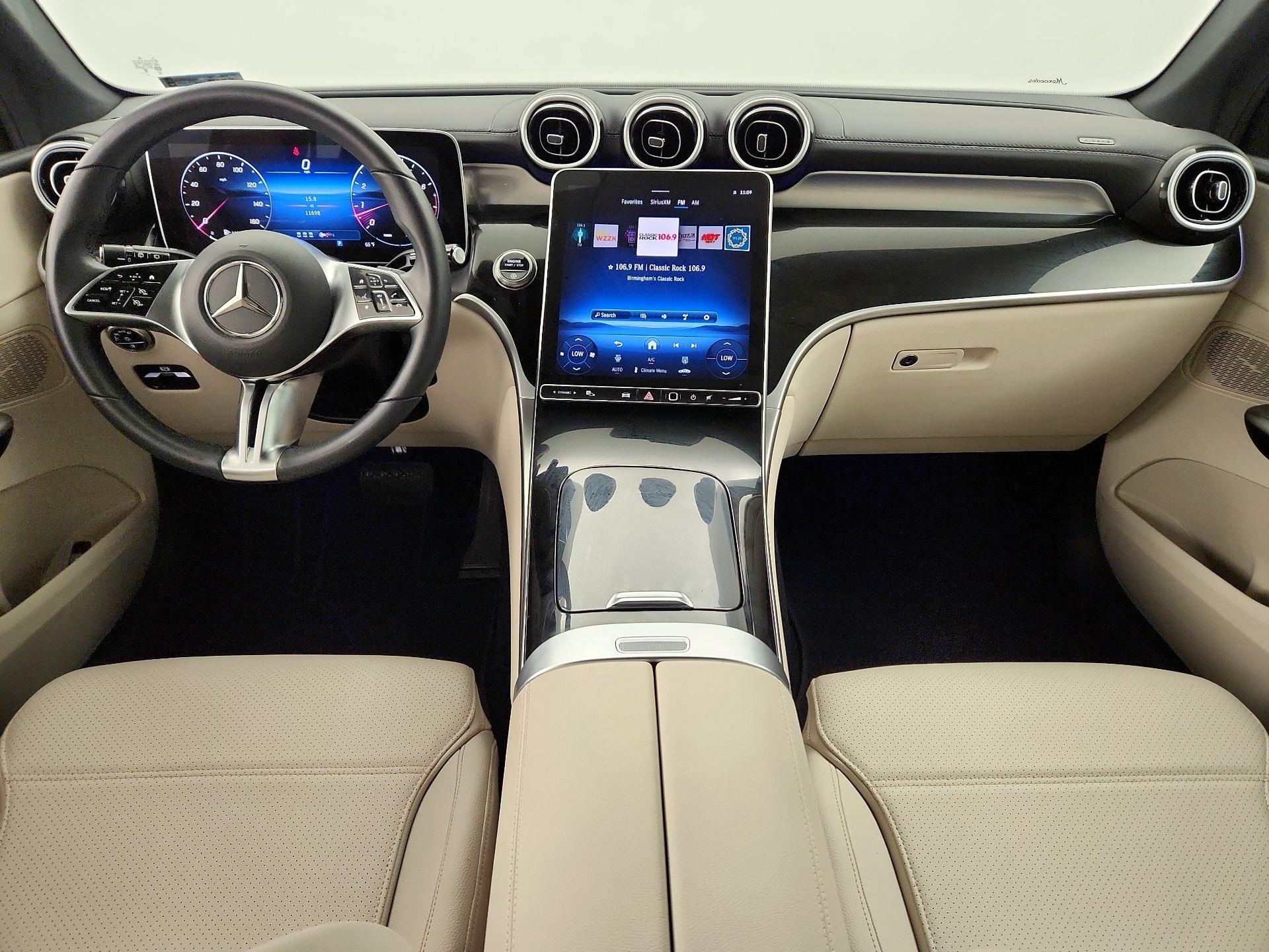 Thumbnail: 2025 Mercedes-Benz GLC - 9