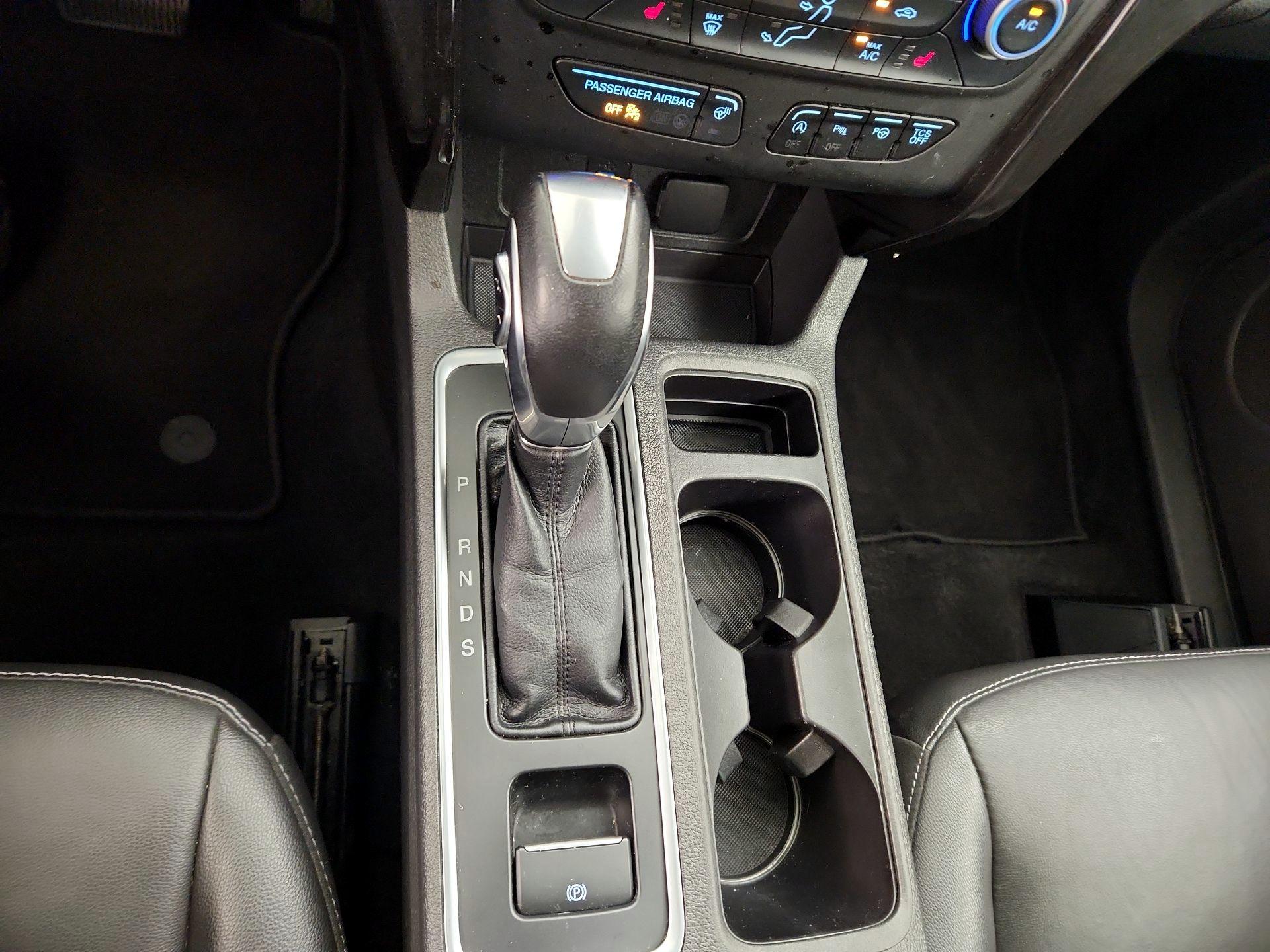 Thumbnail: 2019 Ford Escape - 18