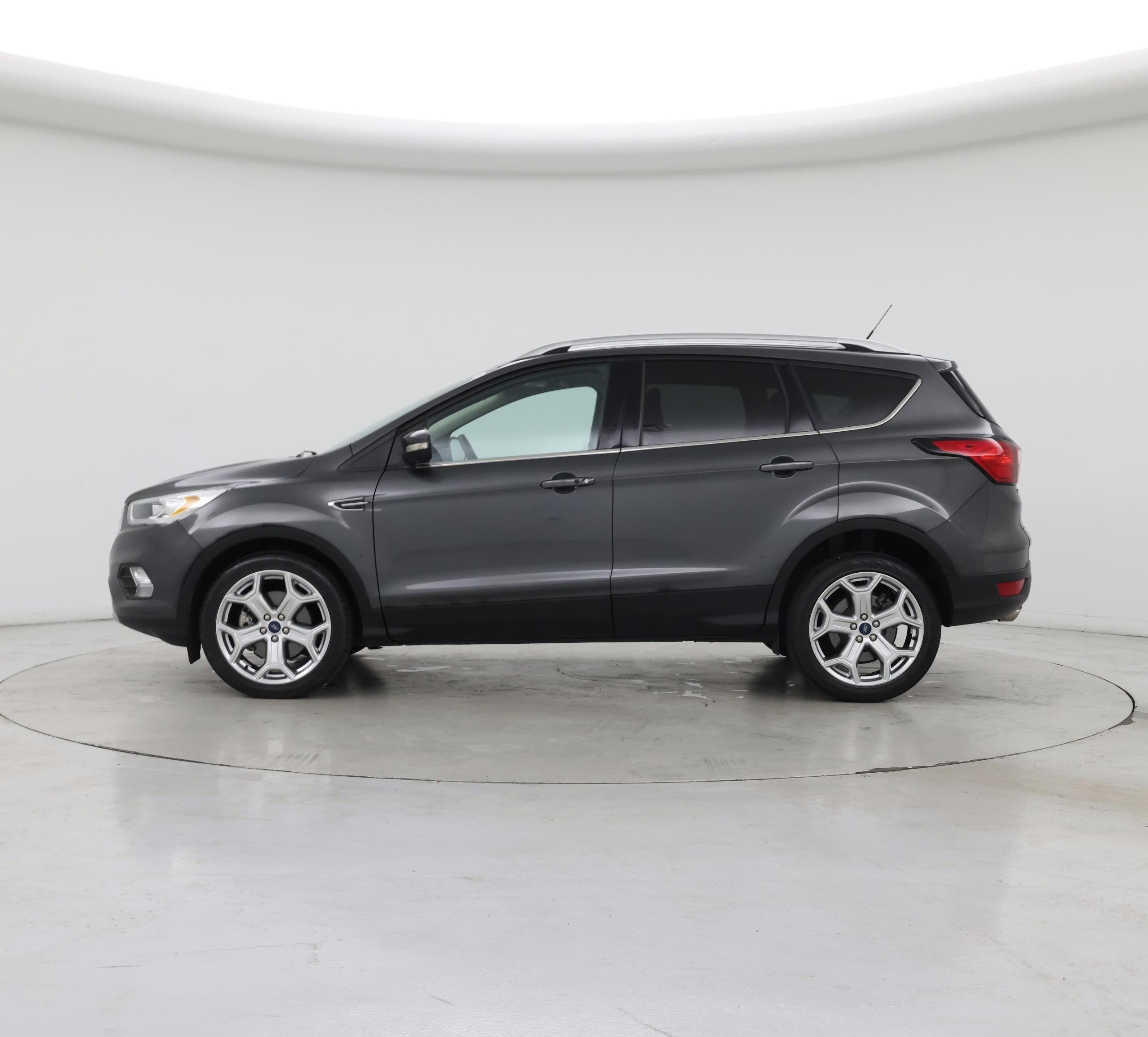 Thumbnail: 2019 Ford Escape - 3