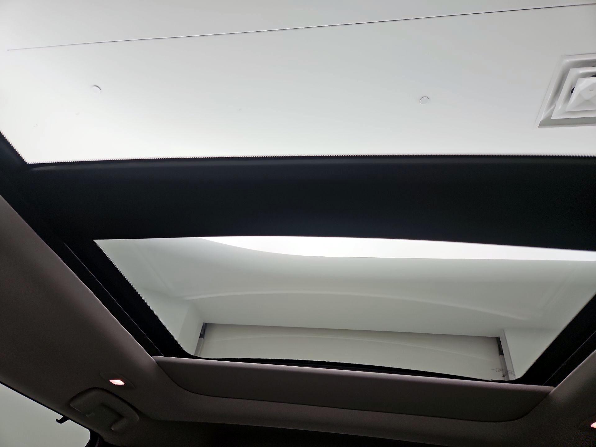 Thumbnail: 2024 Mitsubishi Outlander - 20