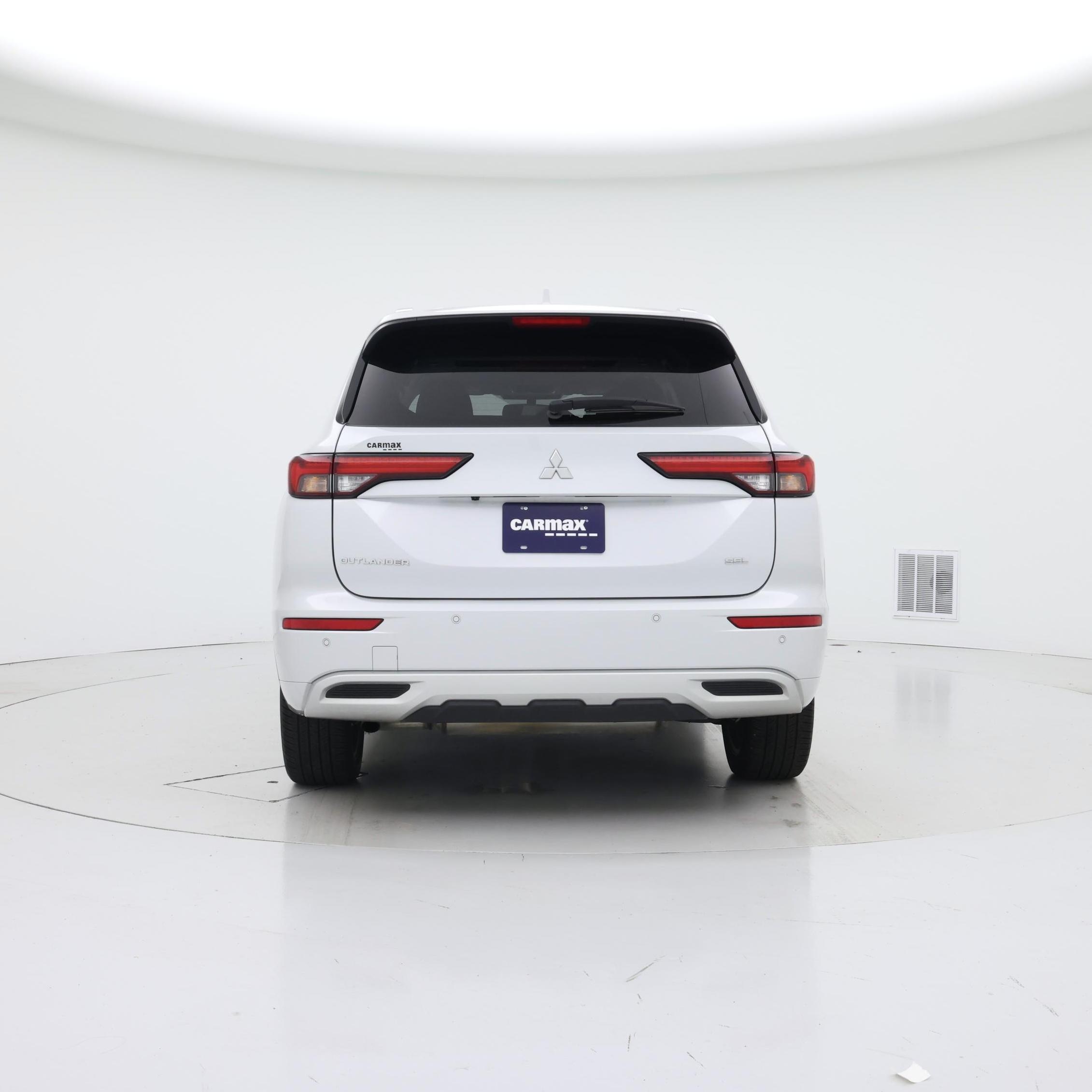 Thumbnail: 2024 Mitsubishi Outlander - 6
