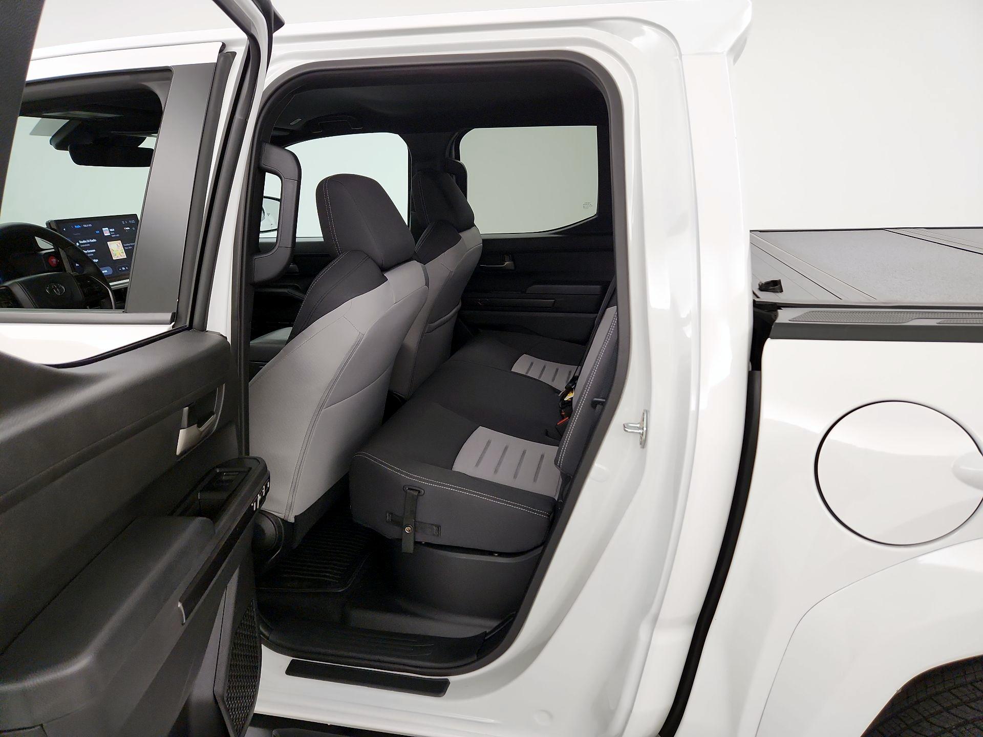 Thumbnail: 2024 Toyota Tacoma - 19