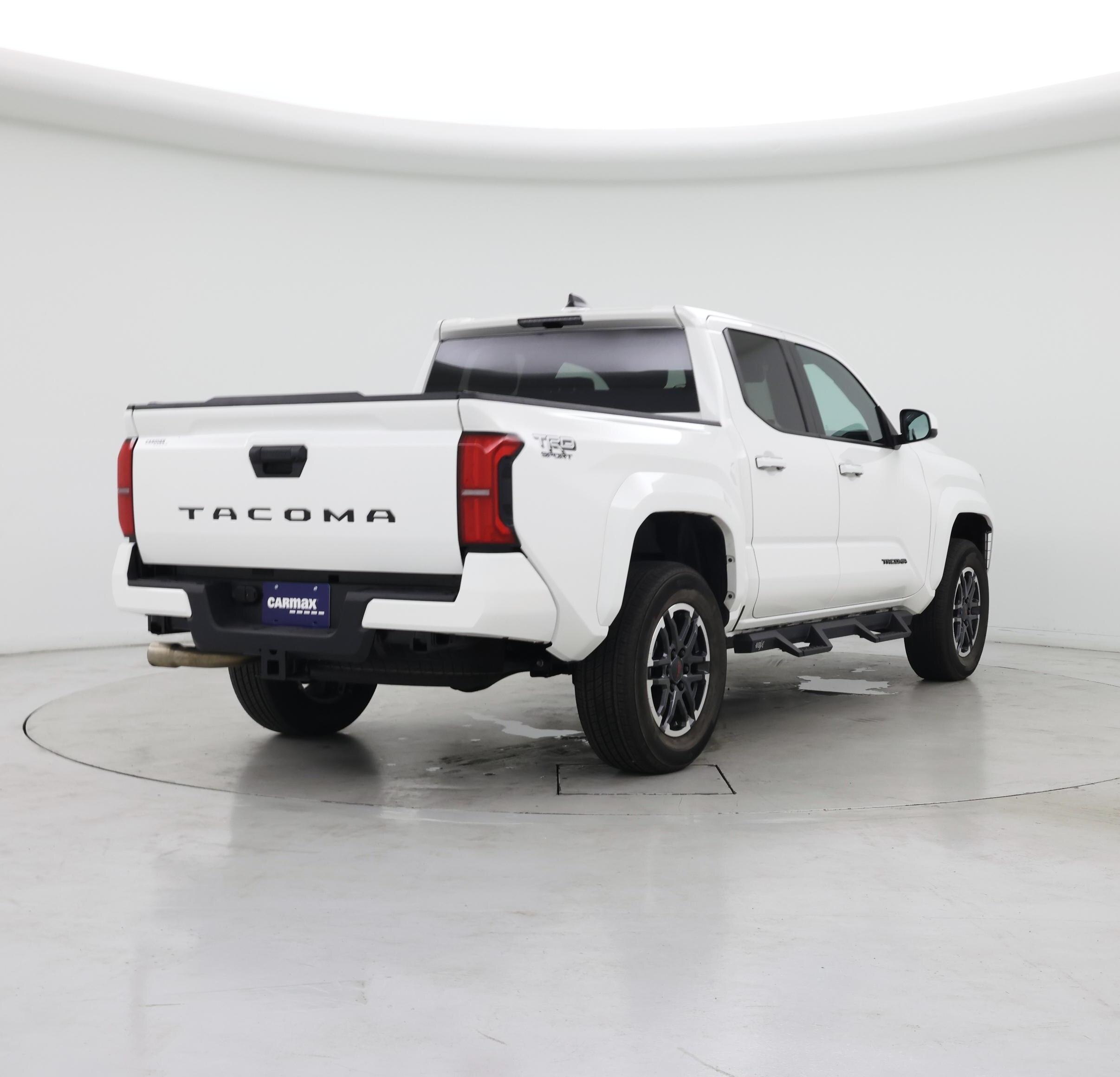 Thumbnail: 2024 Toyota Tacoma - 8