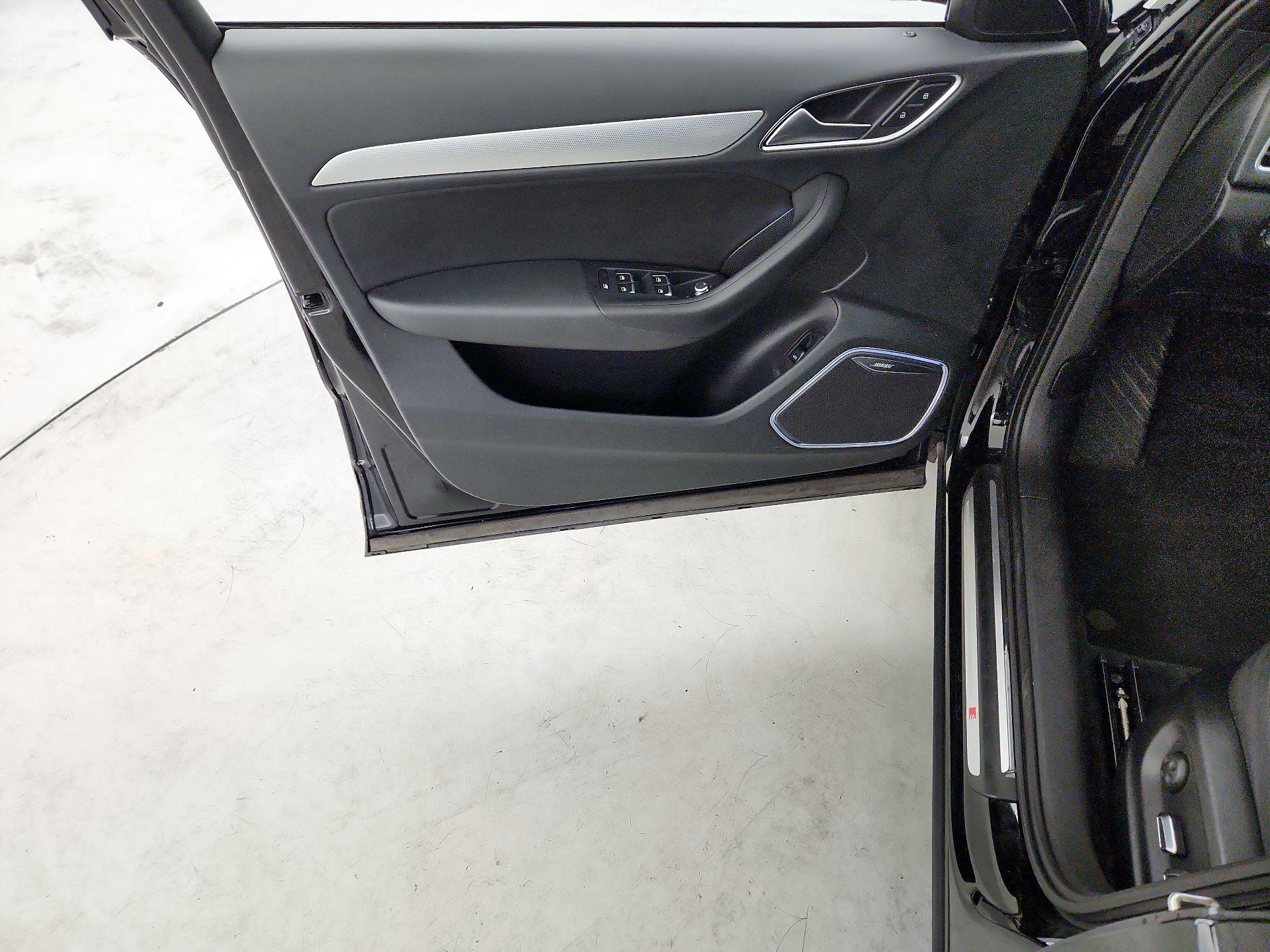 Thumbnail: 2016 Audi Q3 - 12