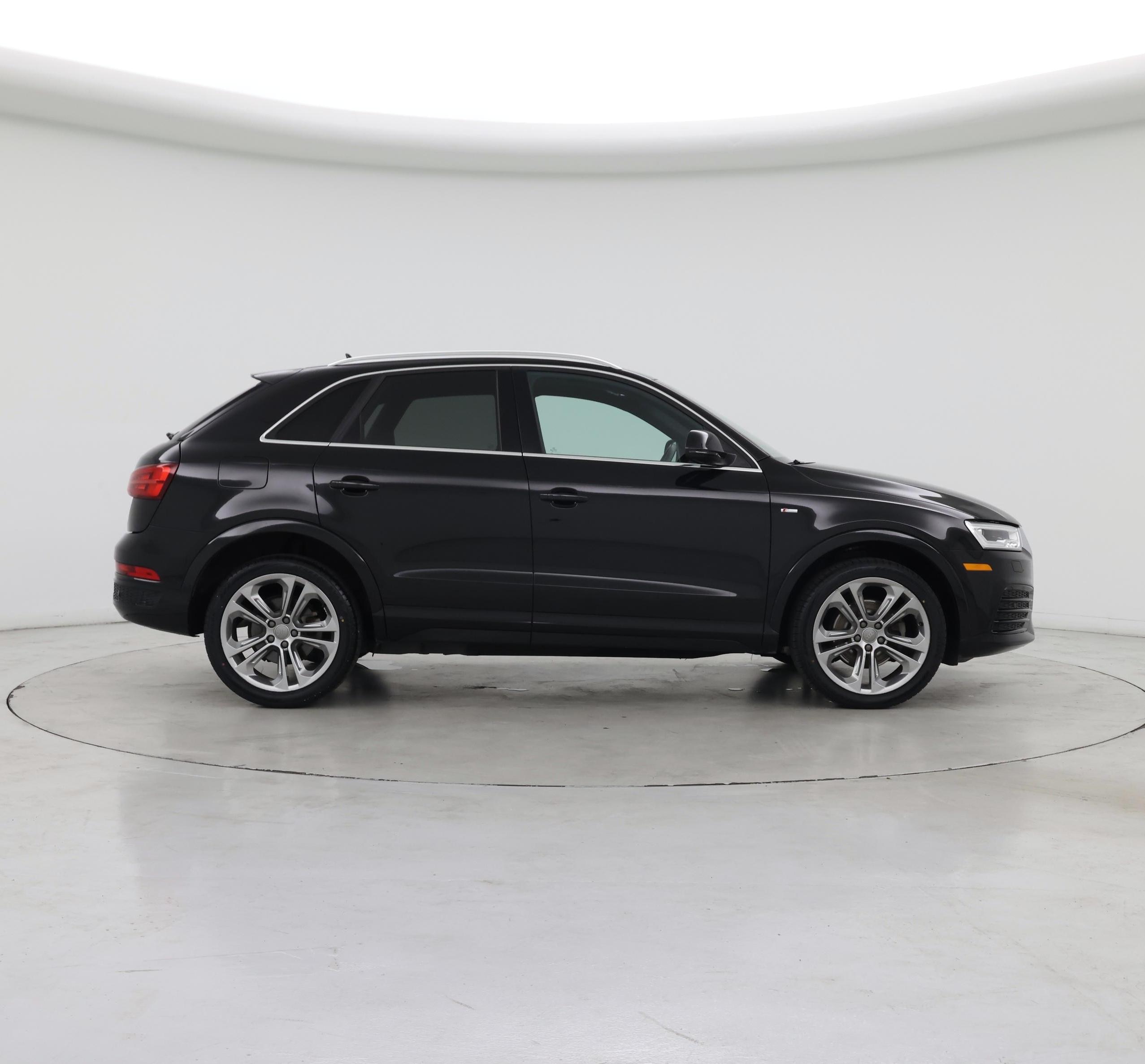 Thumbnail: 2016 Audi Q3 - 7