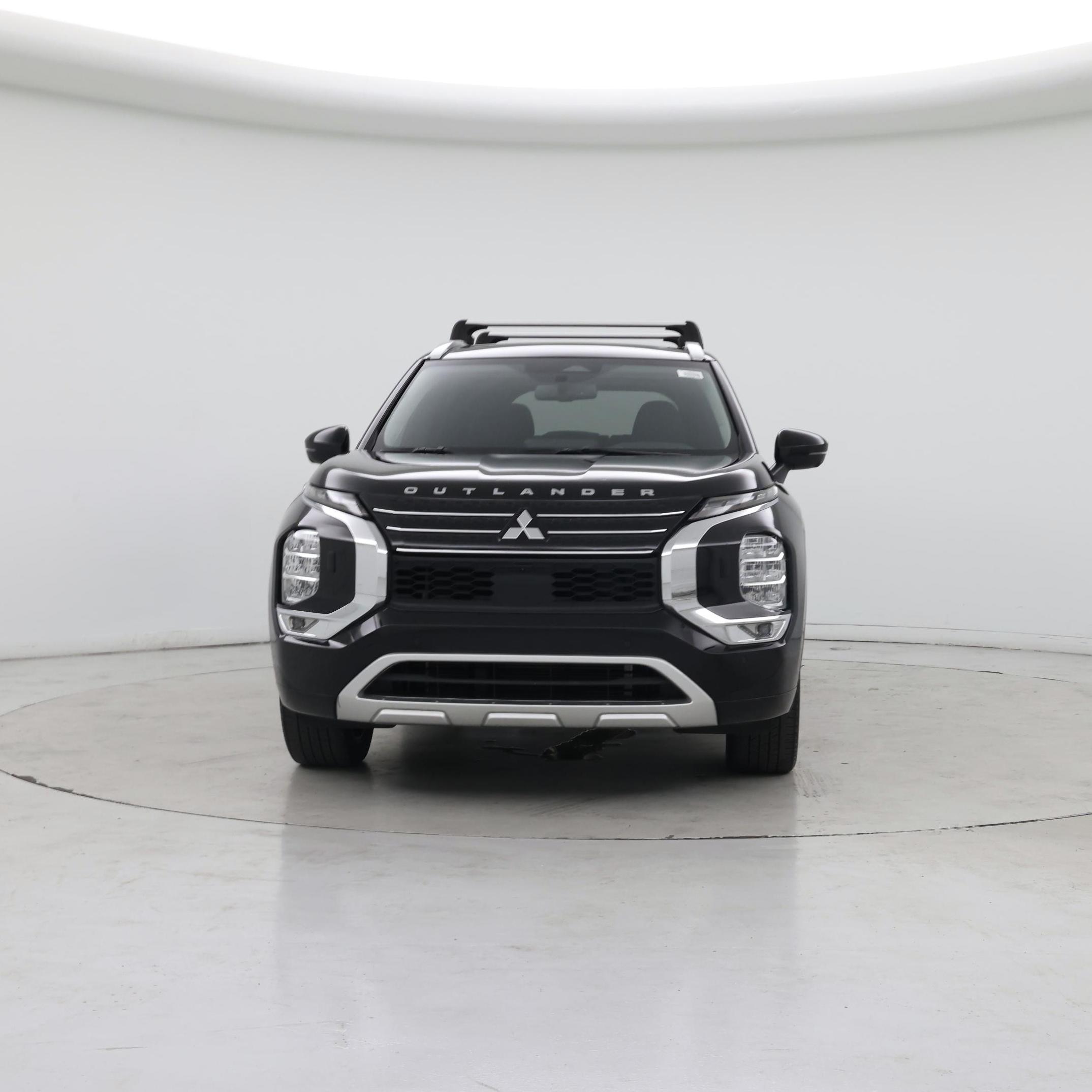 Thumbnail: 2023 Mitsubishi Outlander - 5