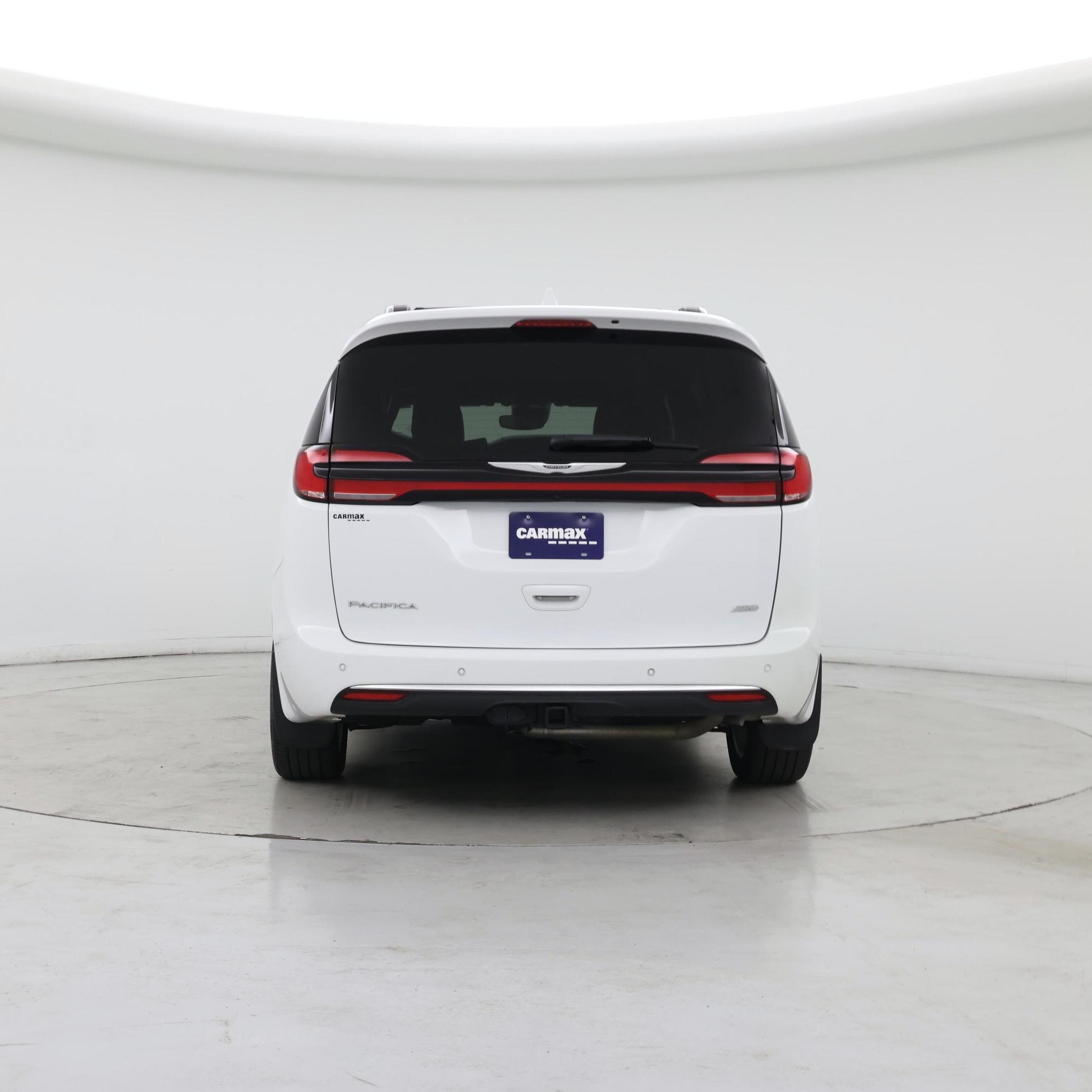 Thumbnail: 2022 Chrysler Pacifica - 6