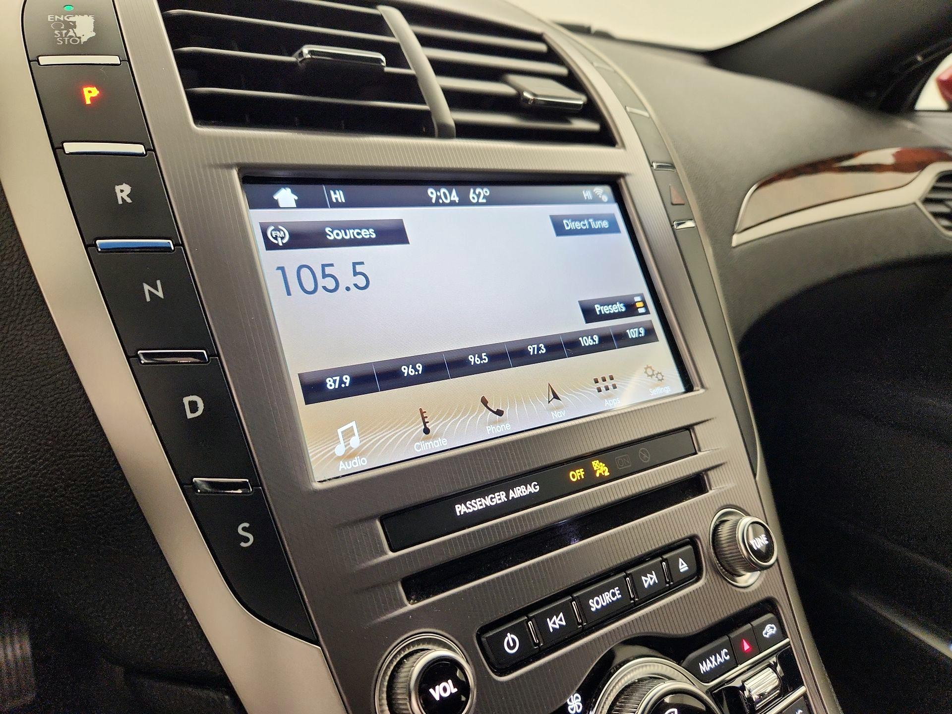 Thumbnail: 2017 Lincoln MKZ - 16
