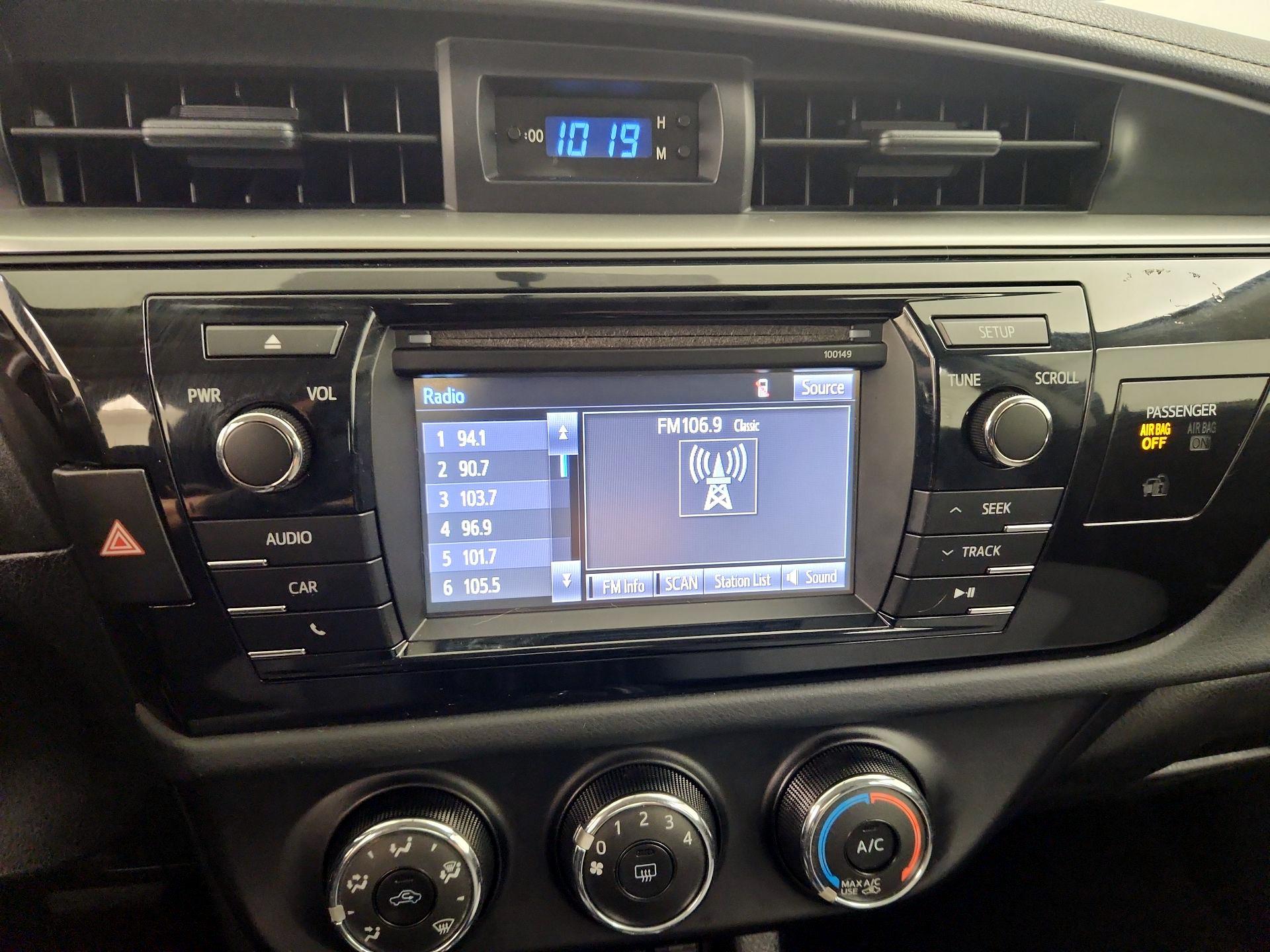 Thumbnail: 2016 Toyota Corolla - 14