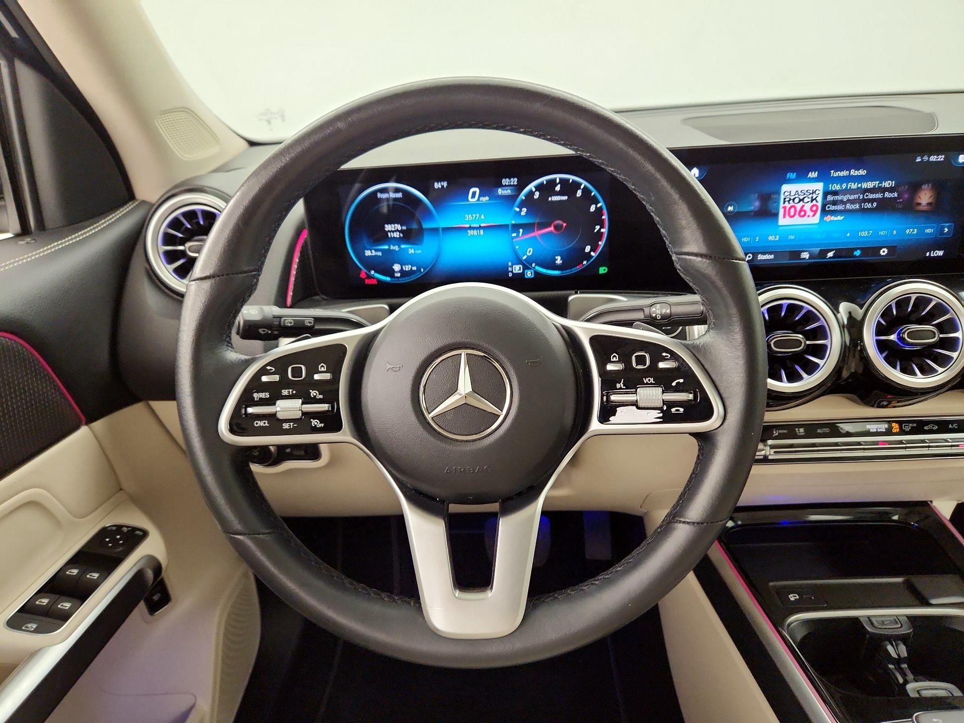 Thumbnail: 2022 Mercedes-Benz GLB - 10