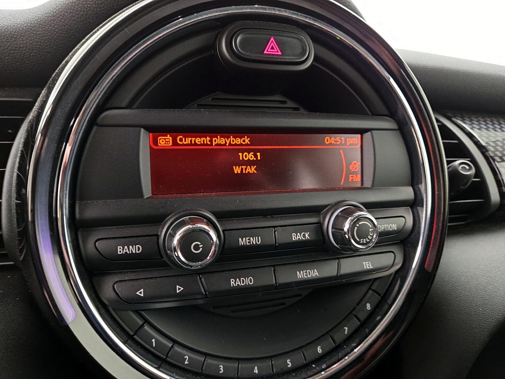 Thumbnail: 2015 MINI Cooper Hardtop - 14