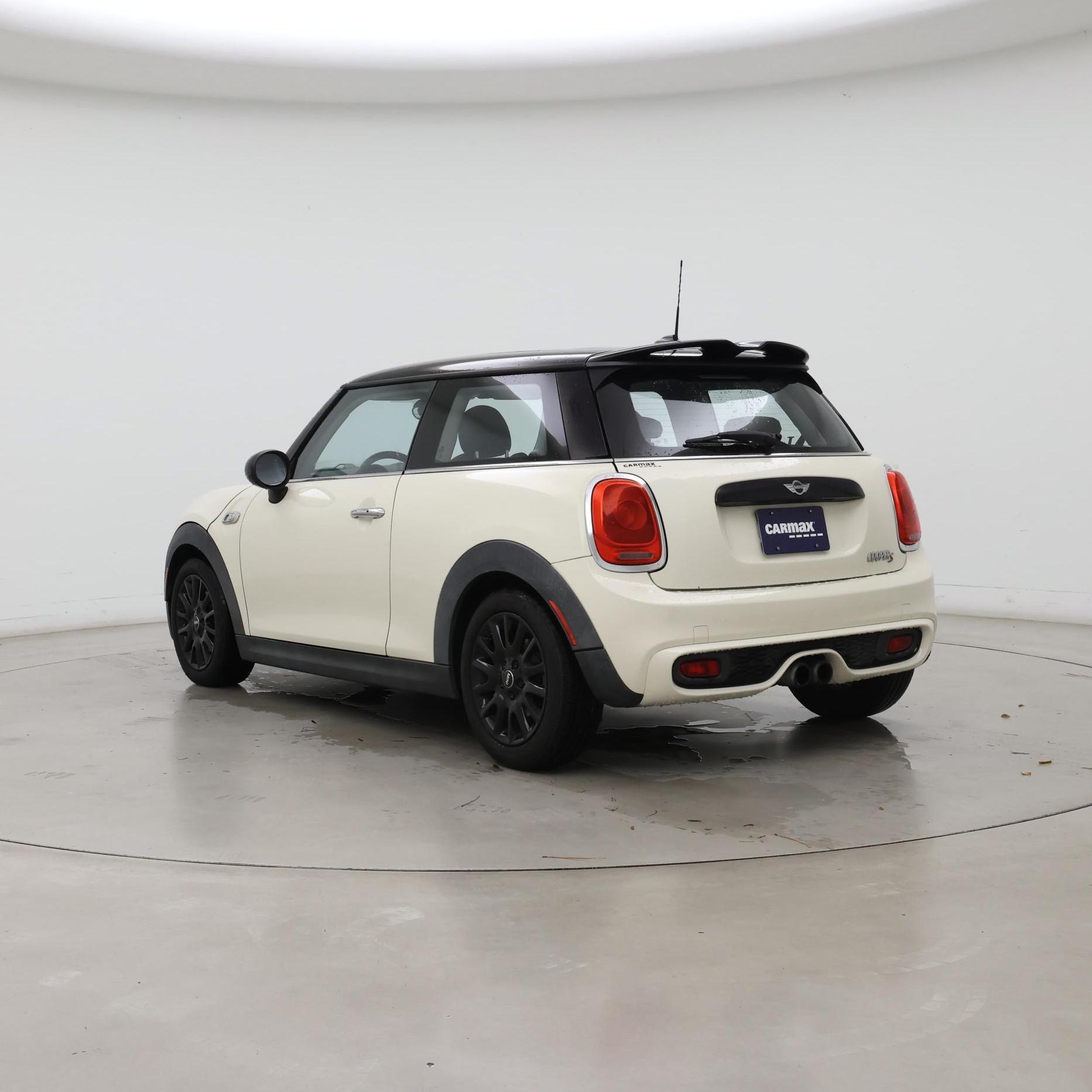 Thumbnail: 2015 MINI Cooper Hardtop - 2