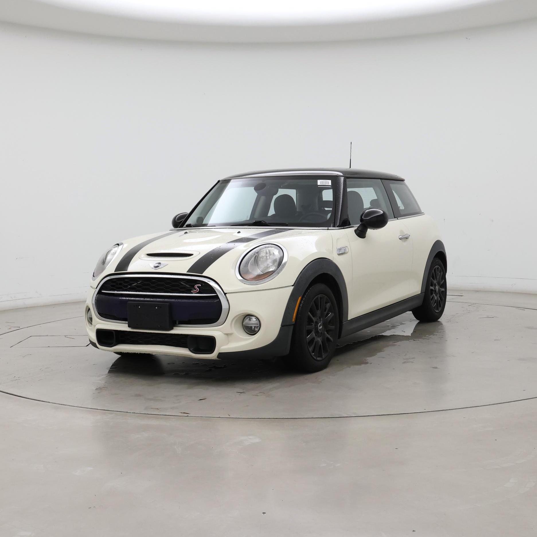 Thumbnail: 2015 MINI Cooper Hardtop - 4