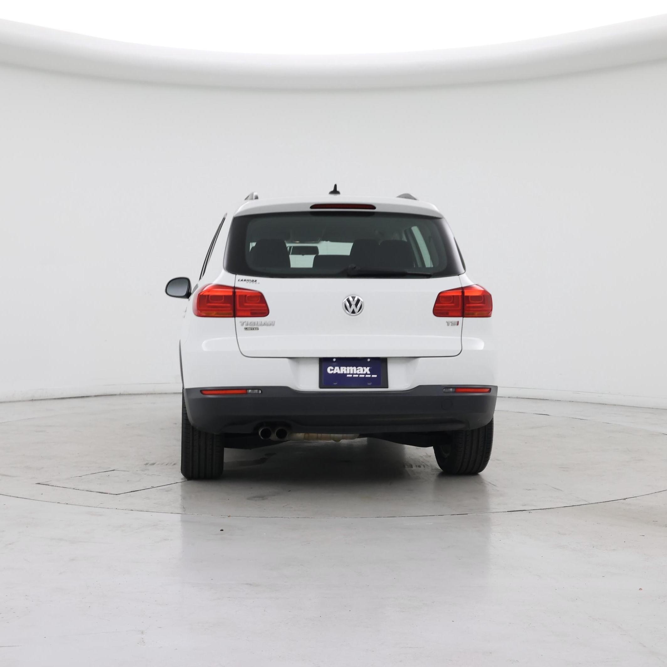 Thumbnail: 2017 Volkswagen Tiguan - 6