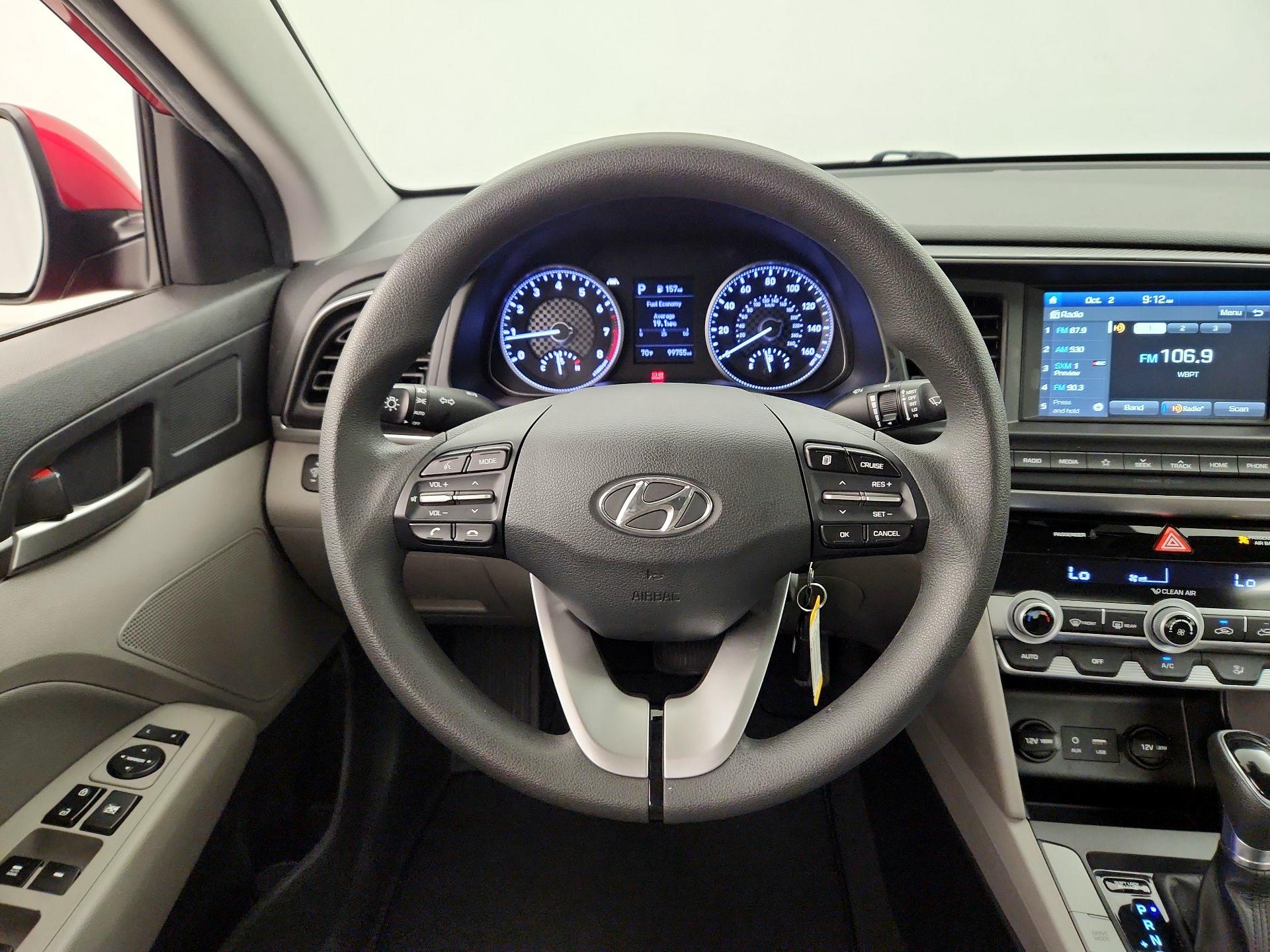 Thumbnail: 2020 Hyundai Elantra - 10