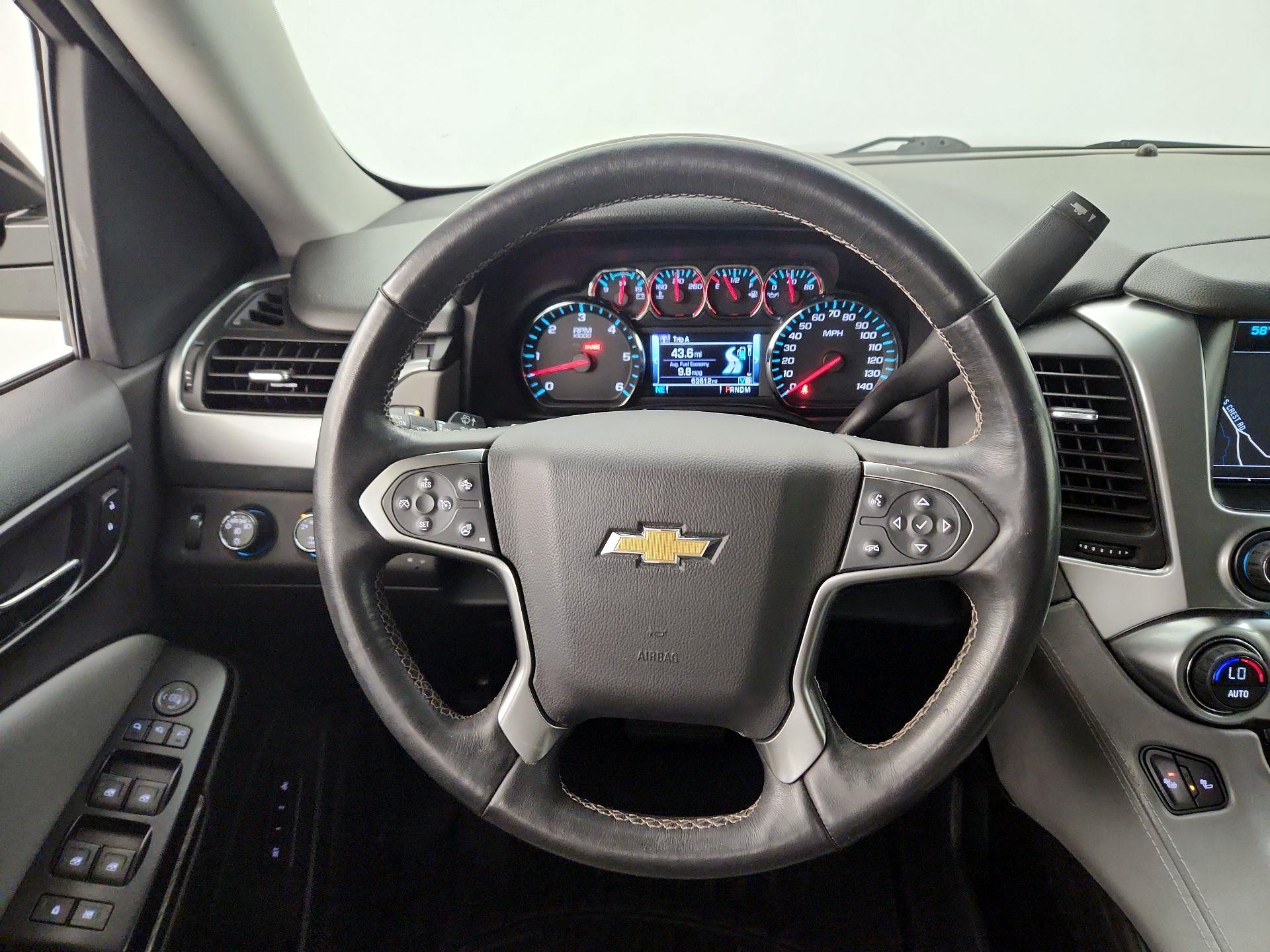 Thumbnail: 2016 Chevrolet Suburban - 10