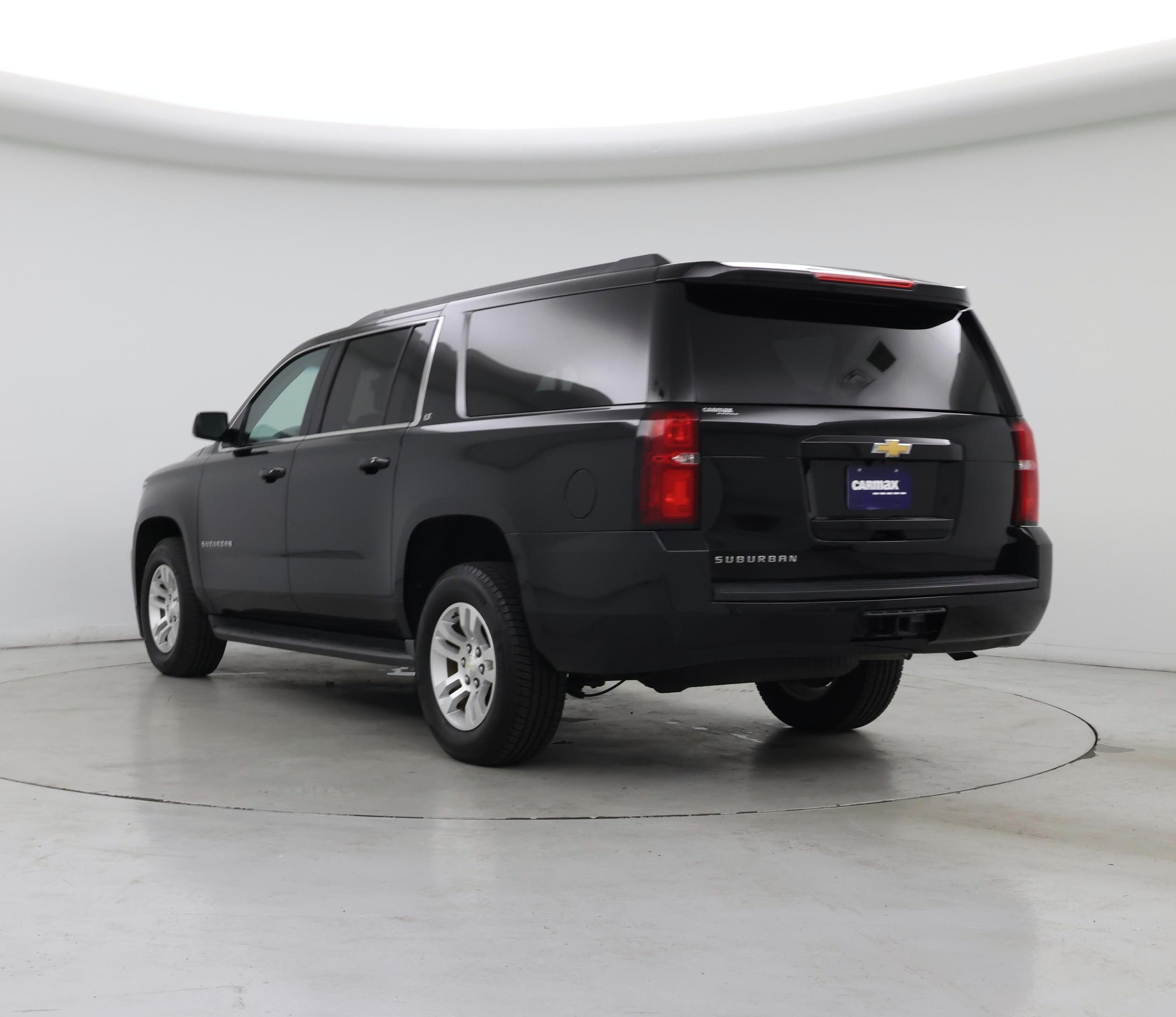 Thumbnail: 2016 Chevrolet Suburban - 2