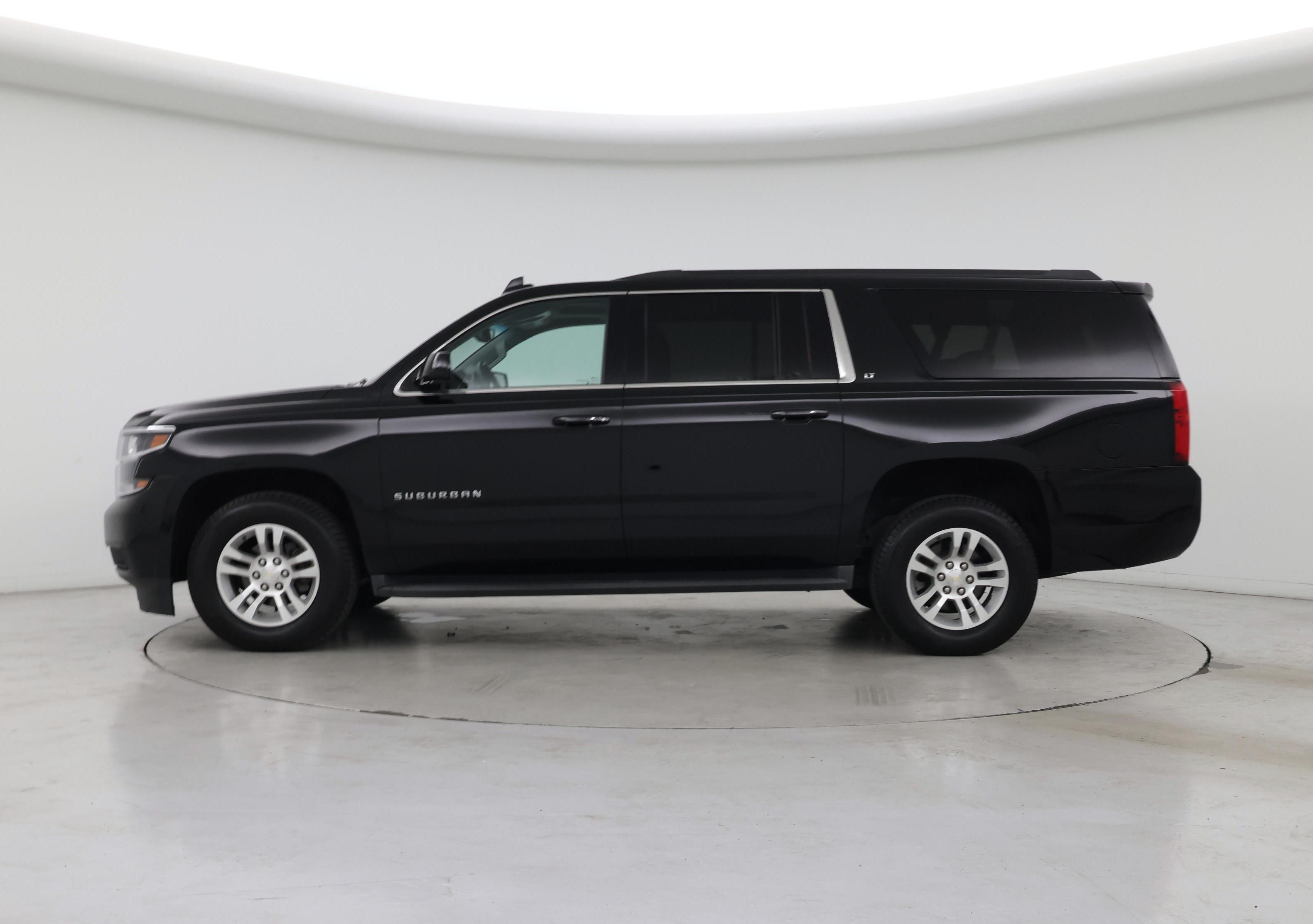 Thumbnail: 2016 Chevrolet Suburban - 3