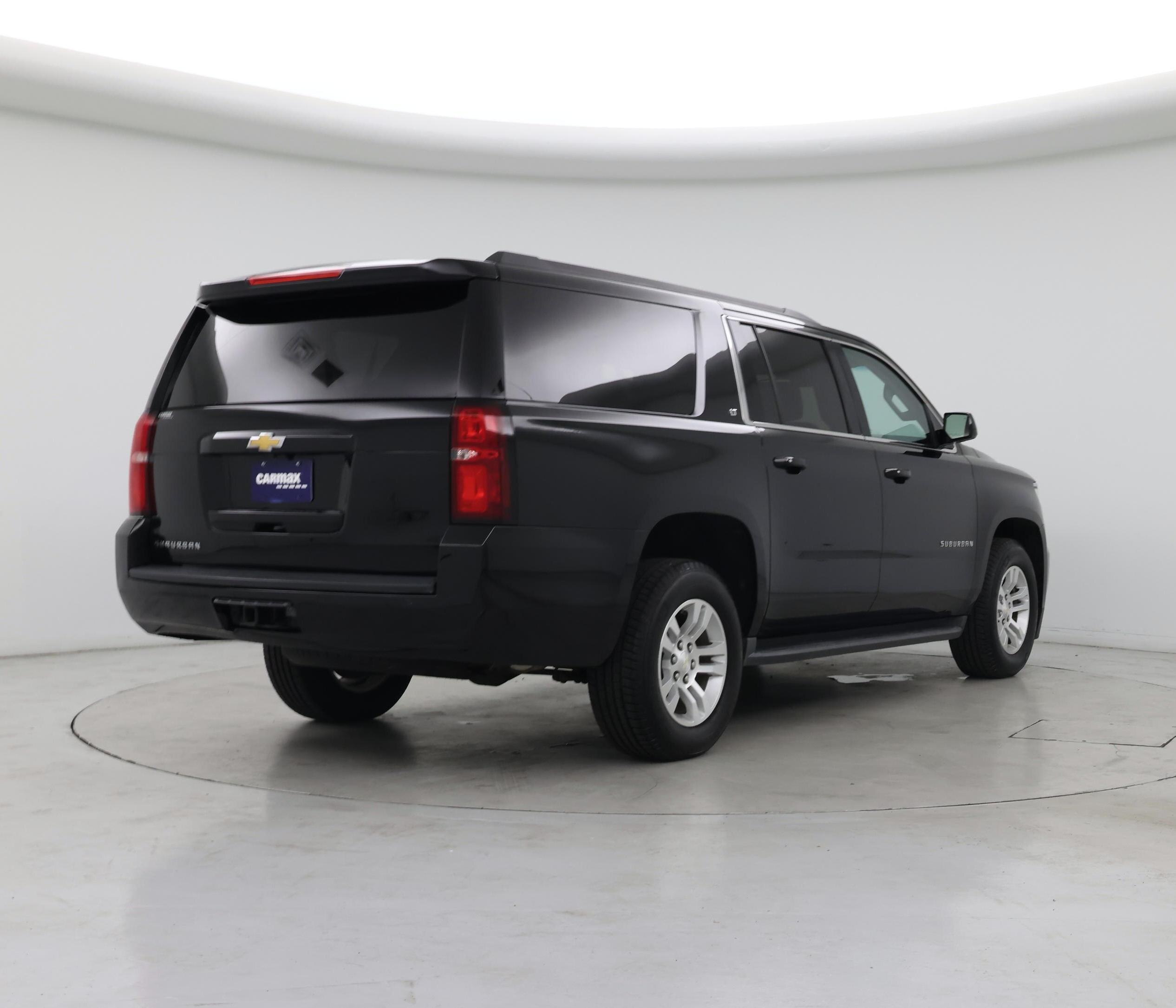 Thumbnail: 2016 Chevrolet Suburban - 8