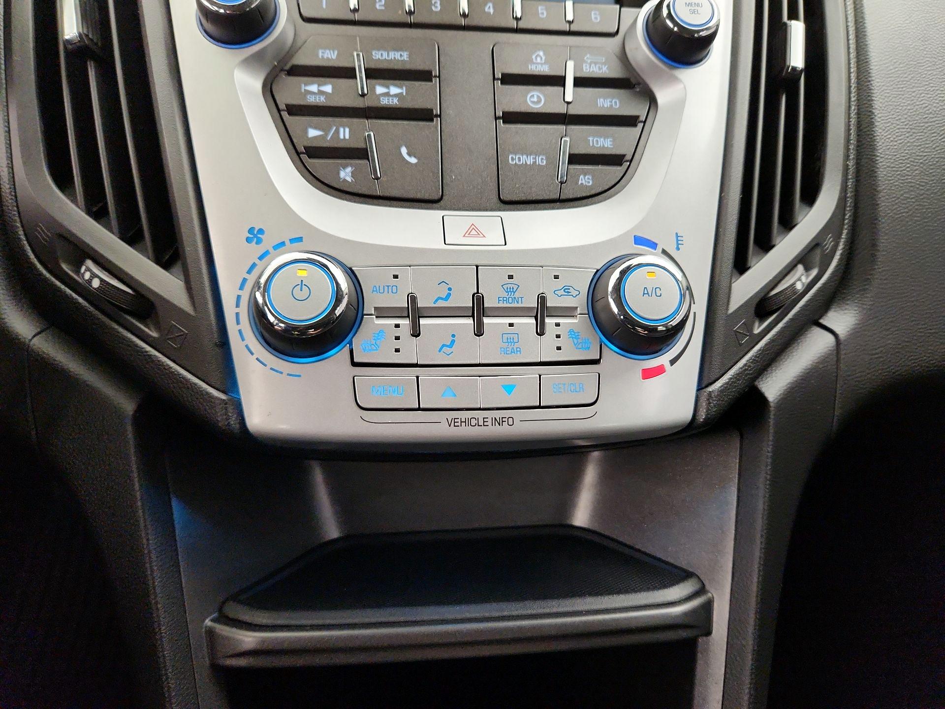 Thumbnail: 2017 Chevrolet Equinox - 16
