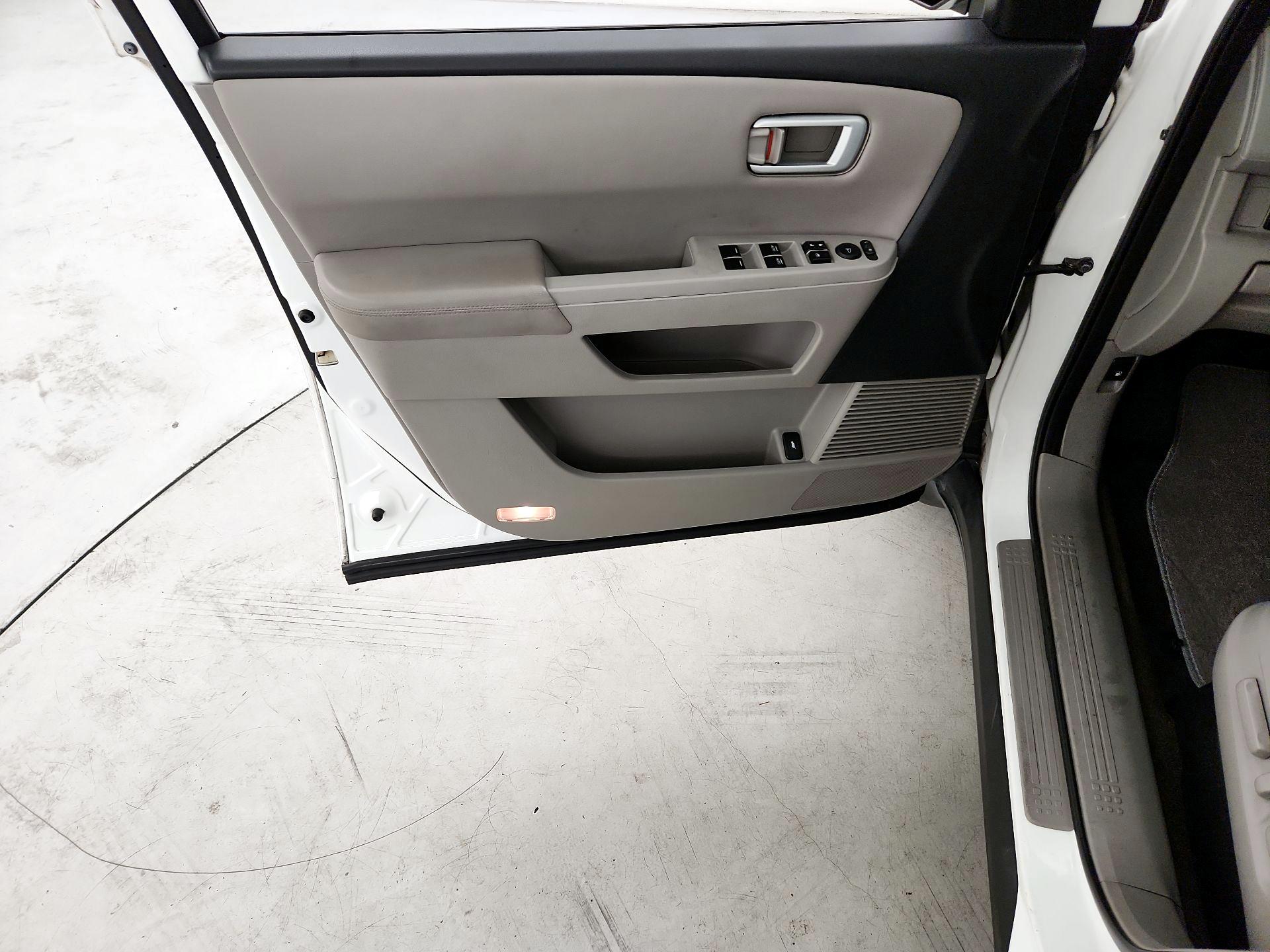 Thumbnail: 2014 Honda Pilot - 12