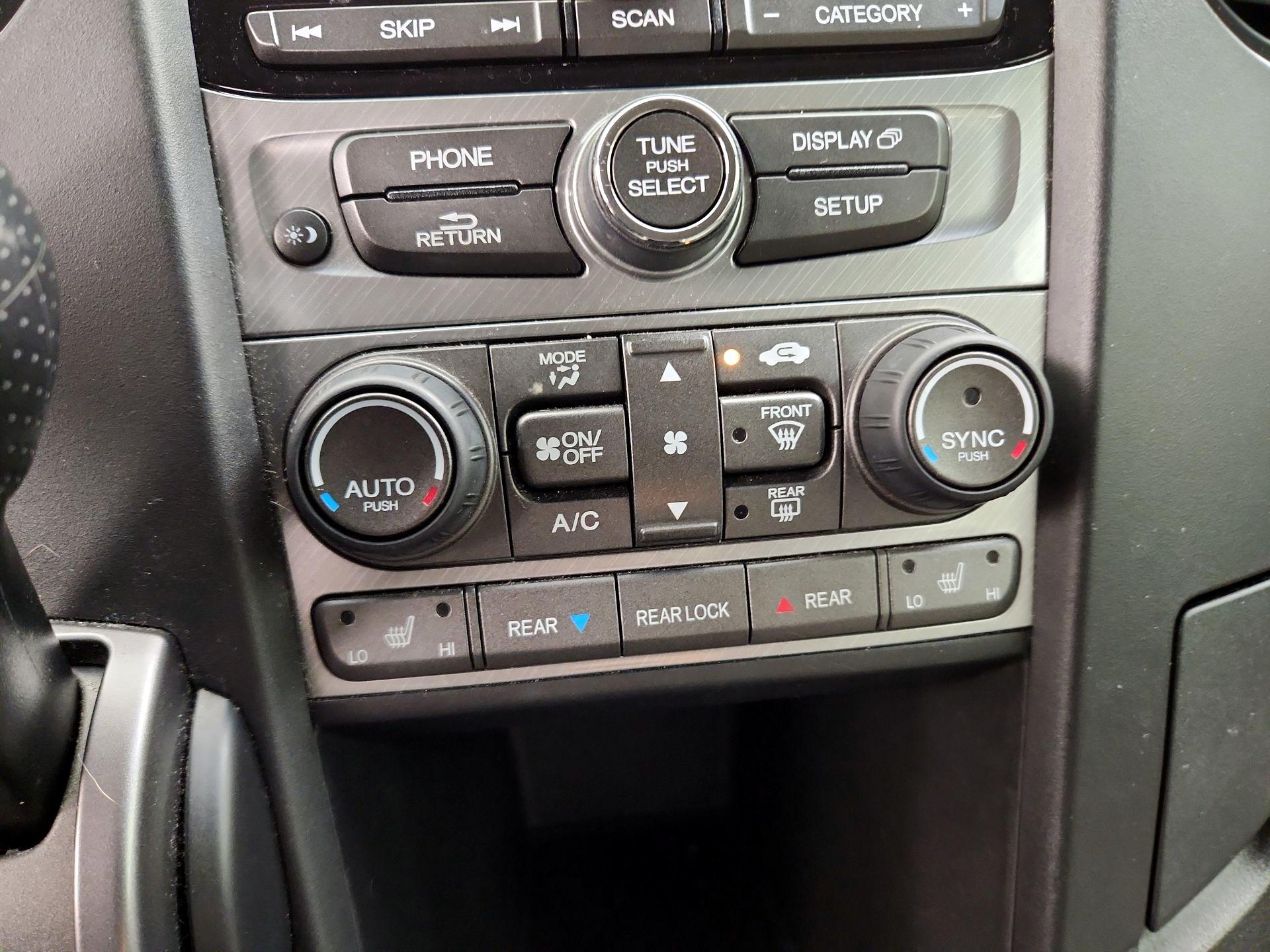 Thumbnail: 2014 Honda Pilot - 16