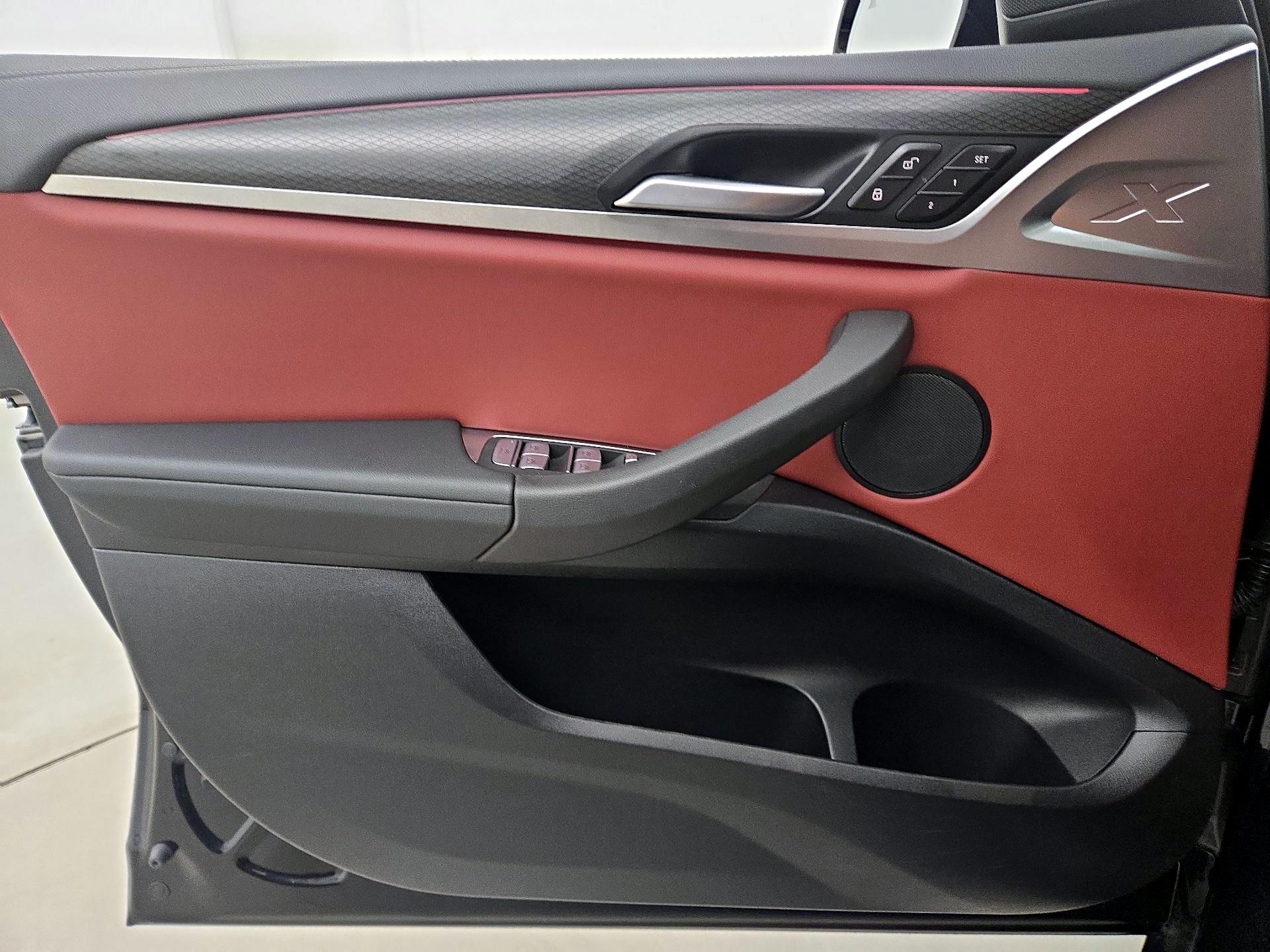 Thumbnail: 2024 BMW X3 - 12
