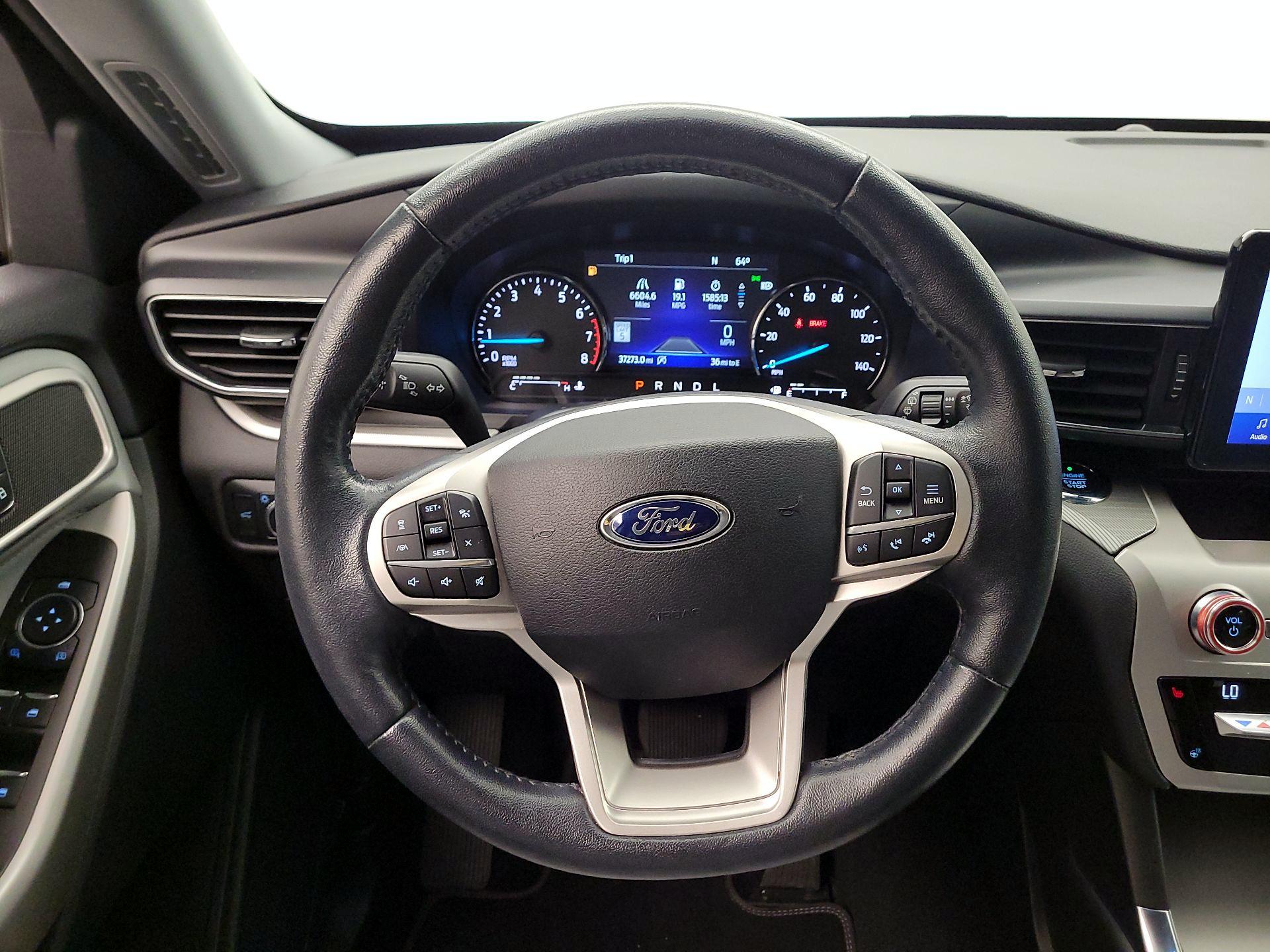 Thumbnail: 2021 Ford Explorer - 10