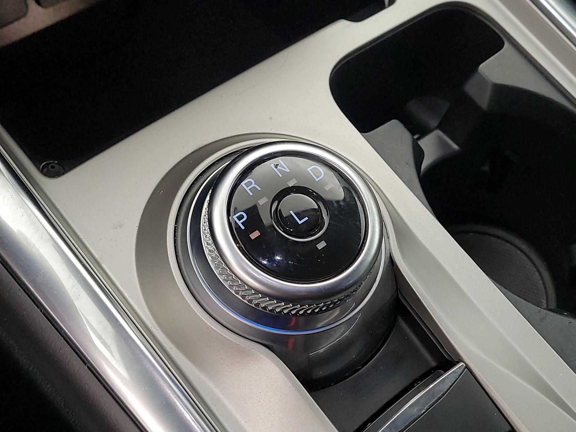 Thumbnail: 2021 Ford Explorer - 17