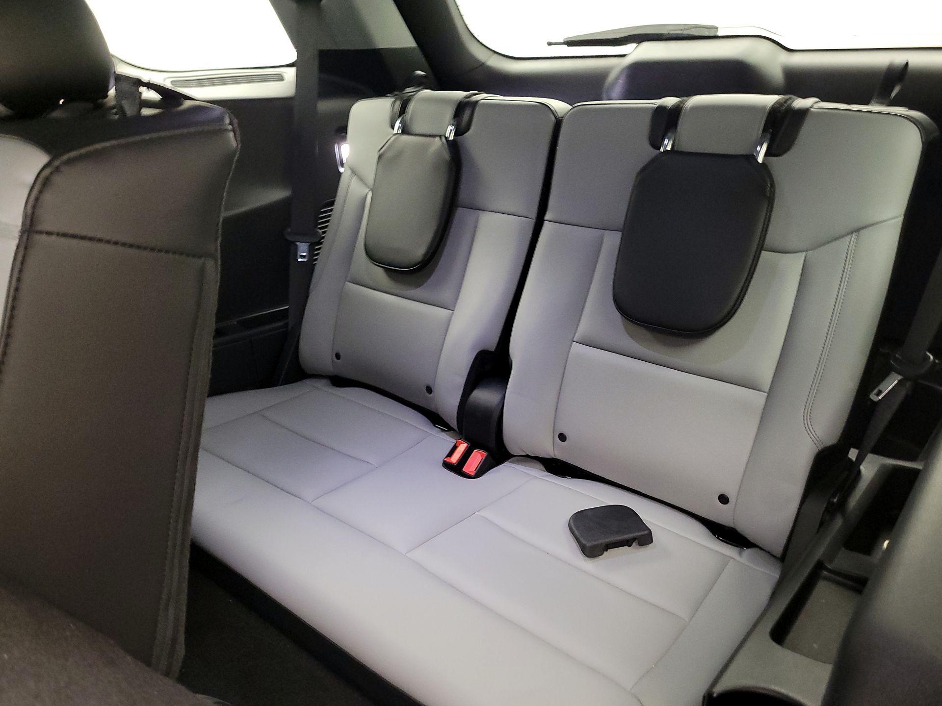 Thumbnail: 2021 Ford Explorer - 20