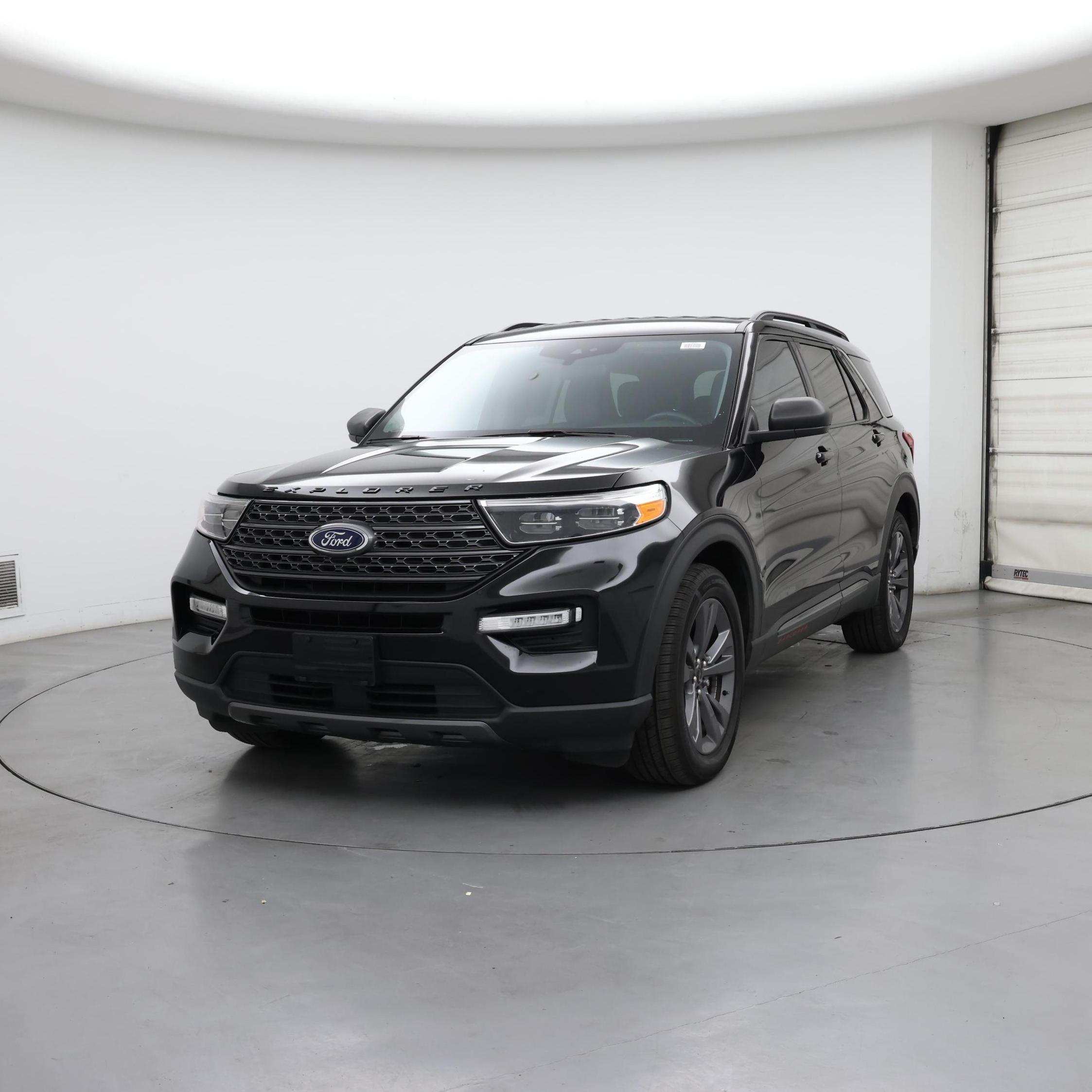 Thumbnail: 2021 Ford Explorer - 4