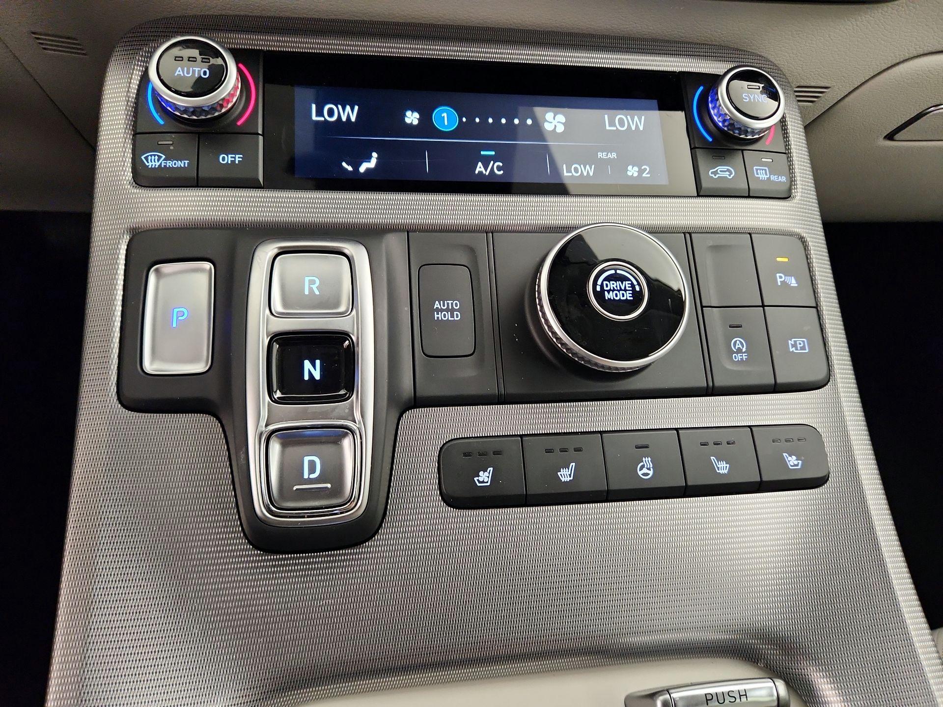 Thumbnail: 2024 Hyundai Palisade - 18