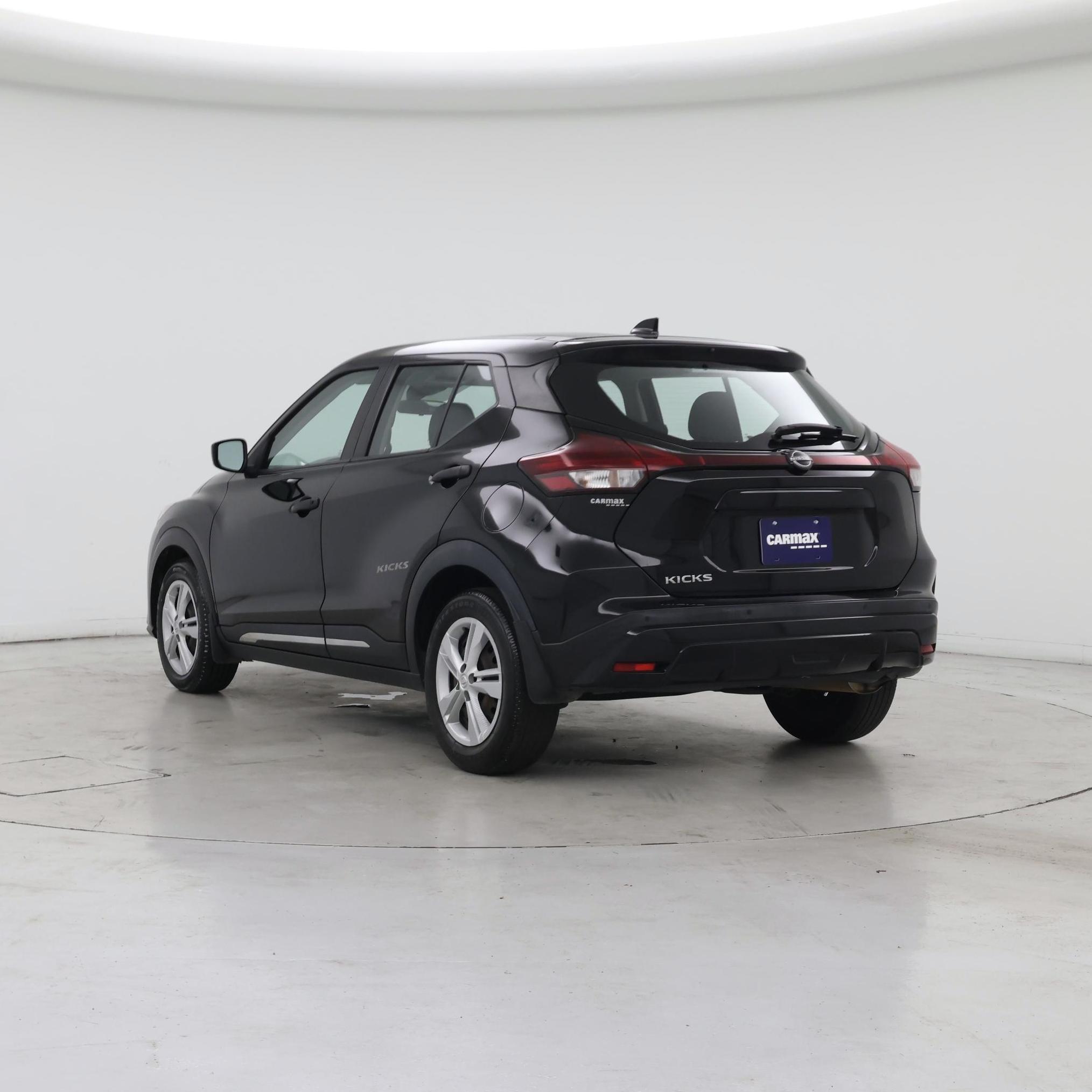 Thumbnail: 2022 Nissan Kicks - 2