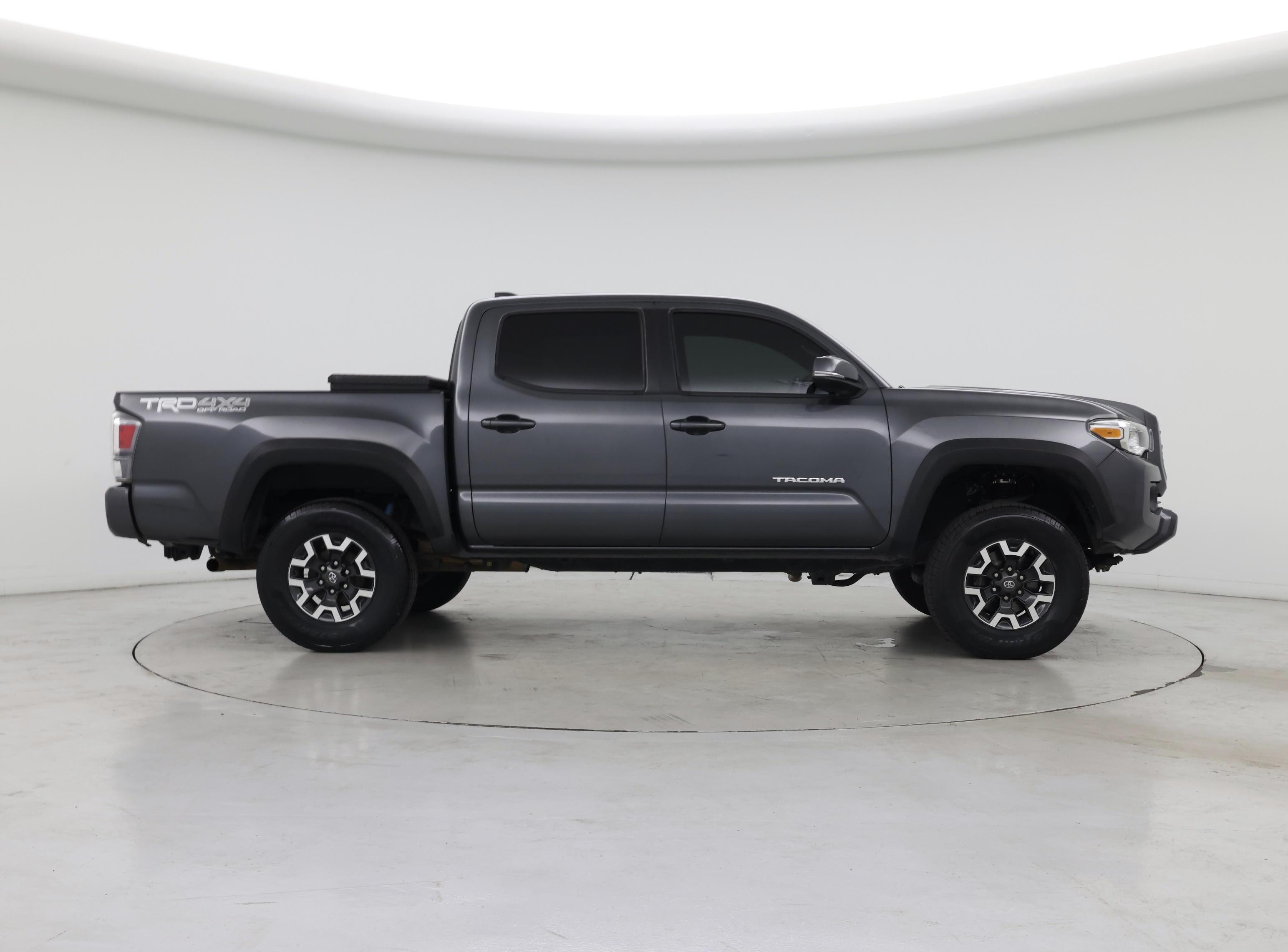 Thumbnail: 2020 Toyota Tacoma - 7