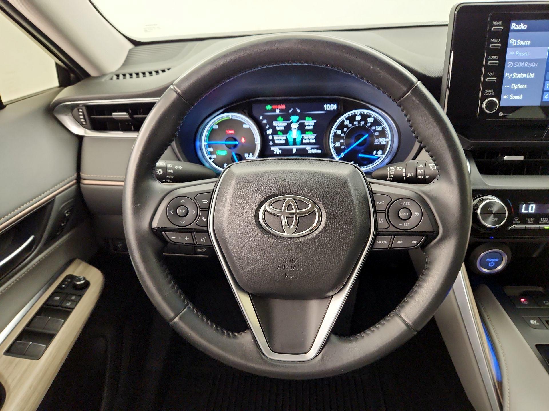 Thumbnail: 2022 Toyota Venza - 10