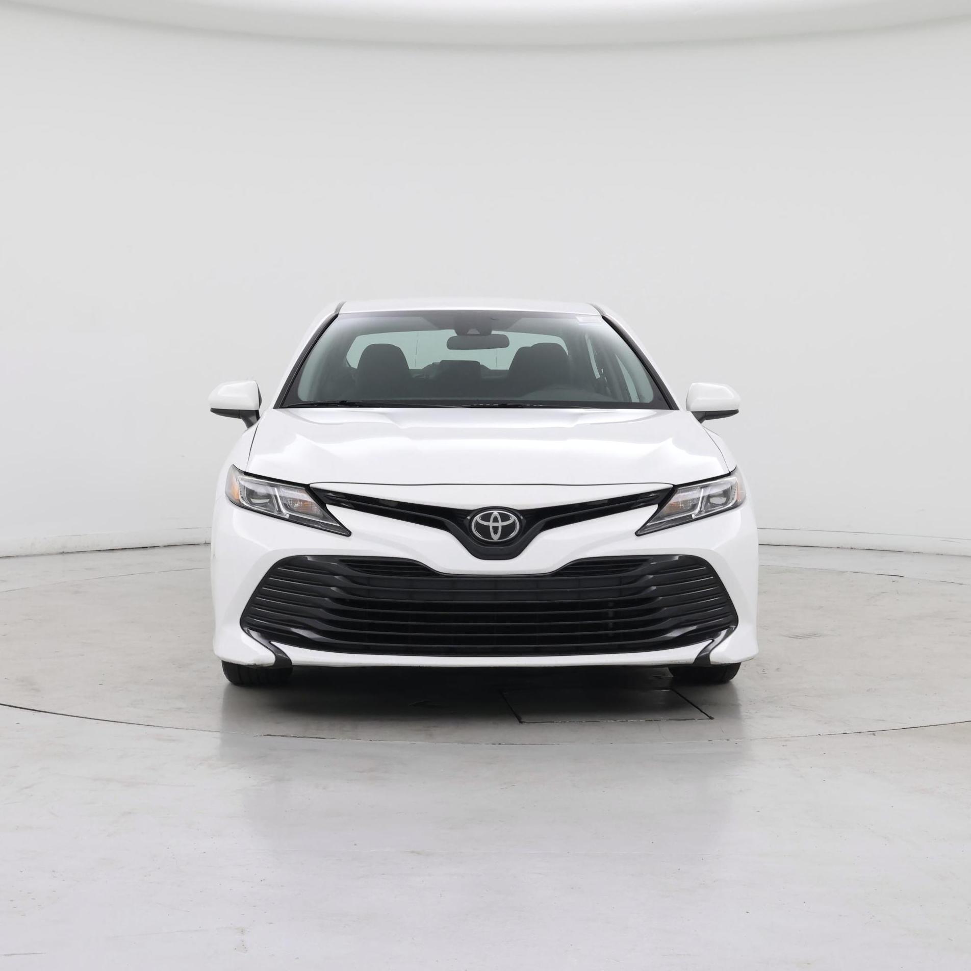 Thumbnail: 2019 Toyota Camry - 5