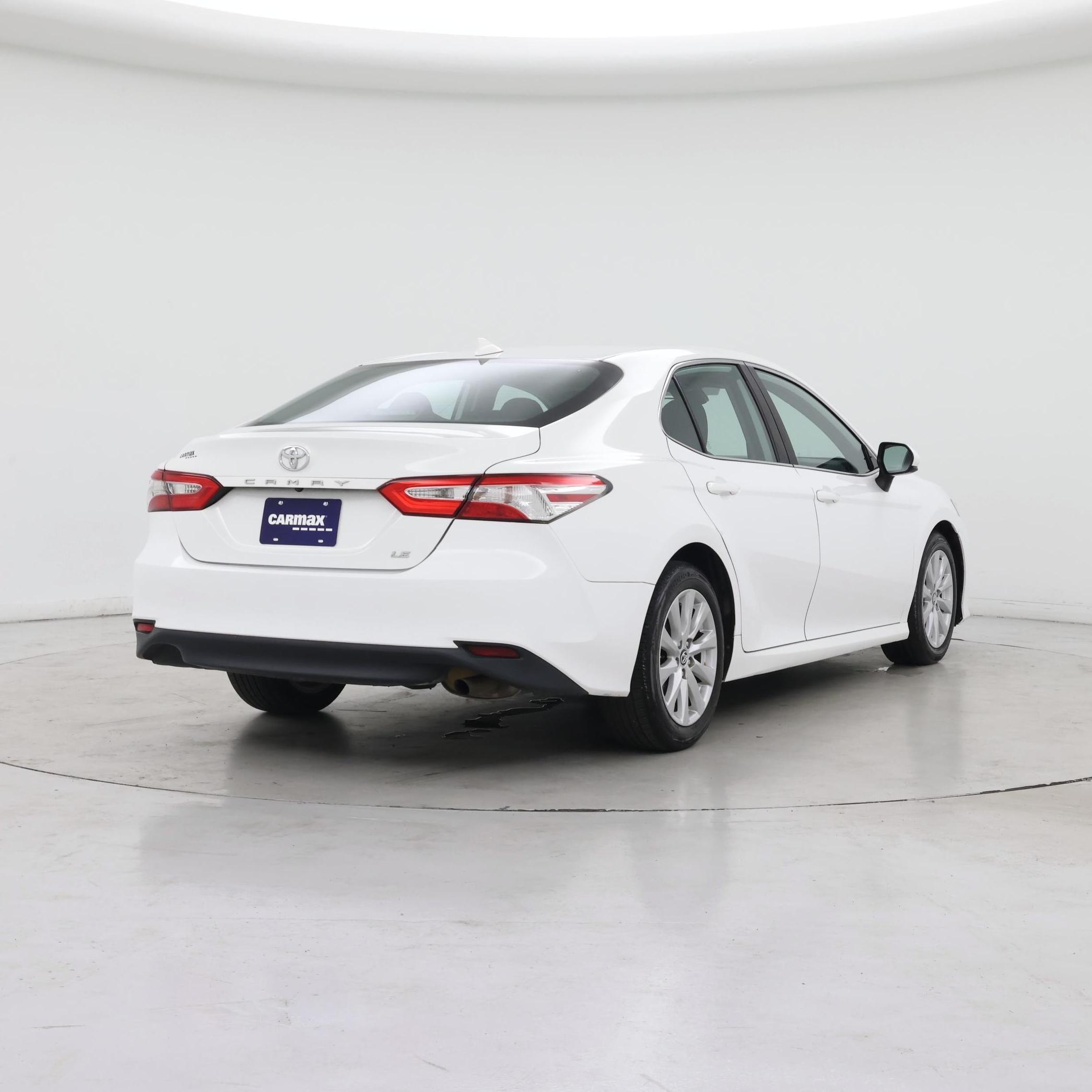 Thumbnail: 2019 Toyota Camry - 8