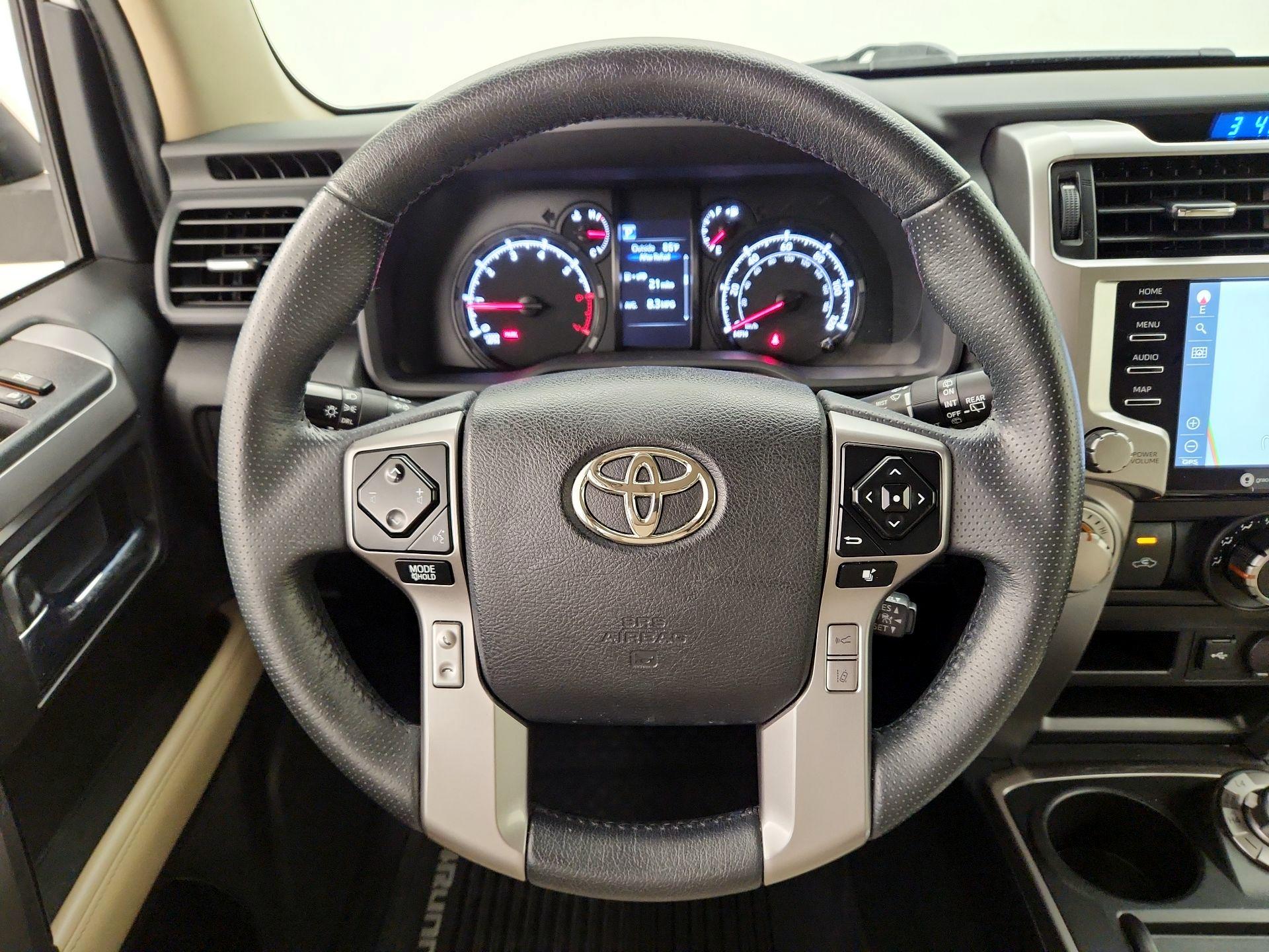 Thumbnail: 2020 Toyota 4Runner - 10