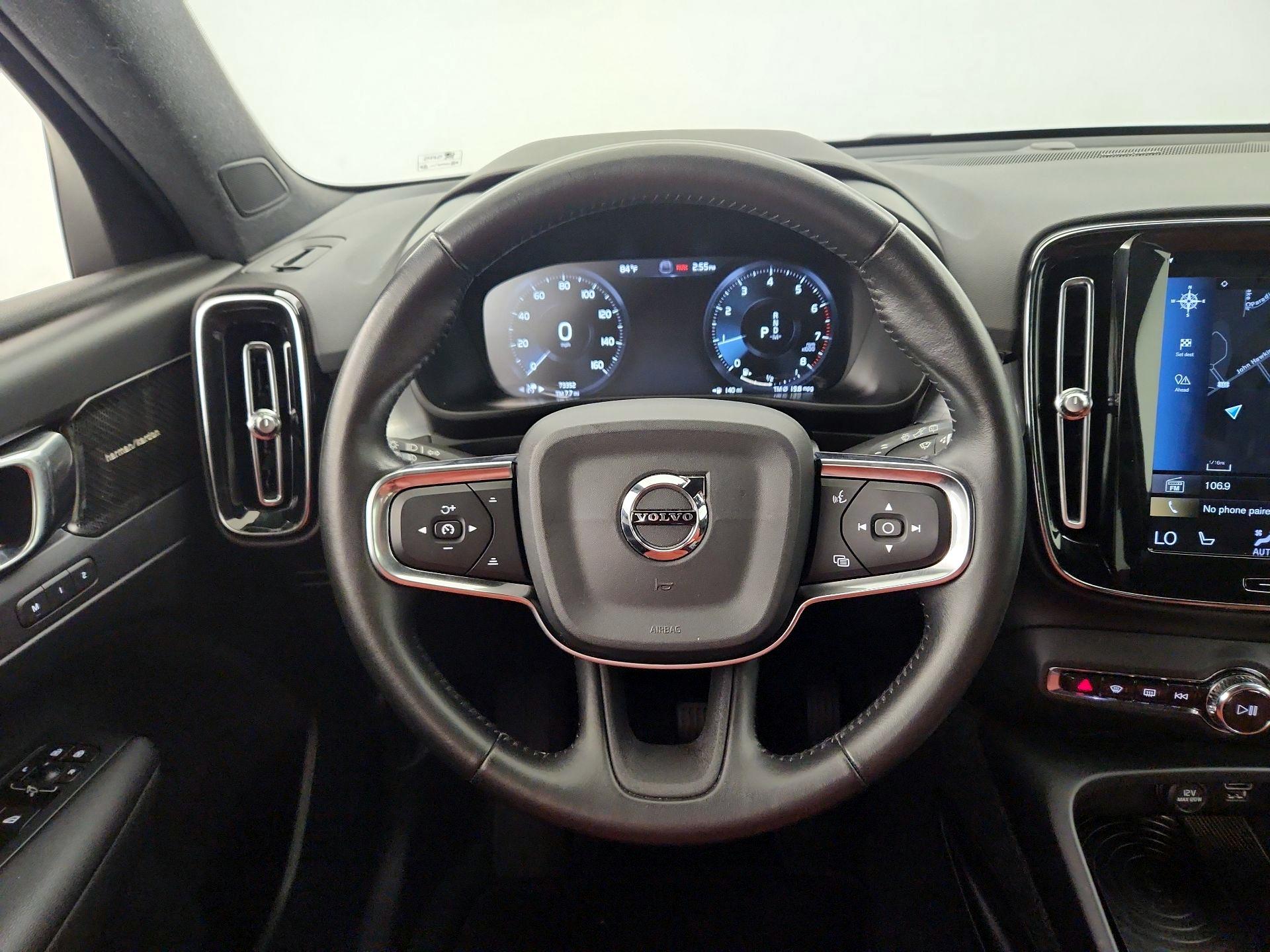 Thumbnail: 2019 Volvo XC40 - 10